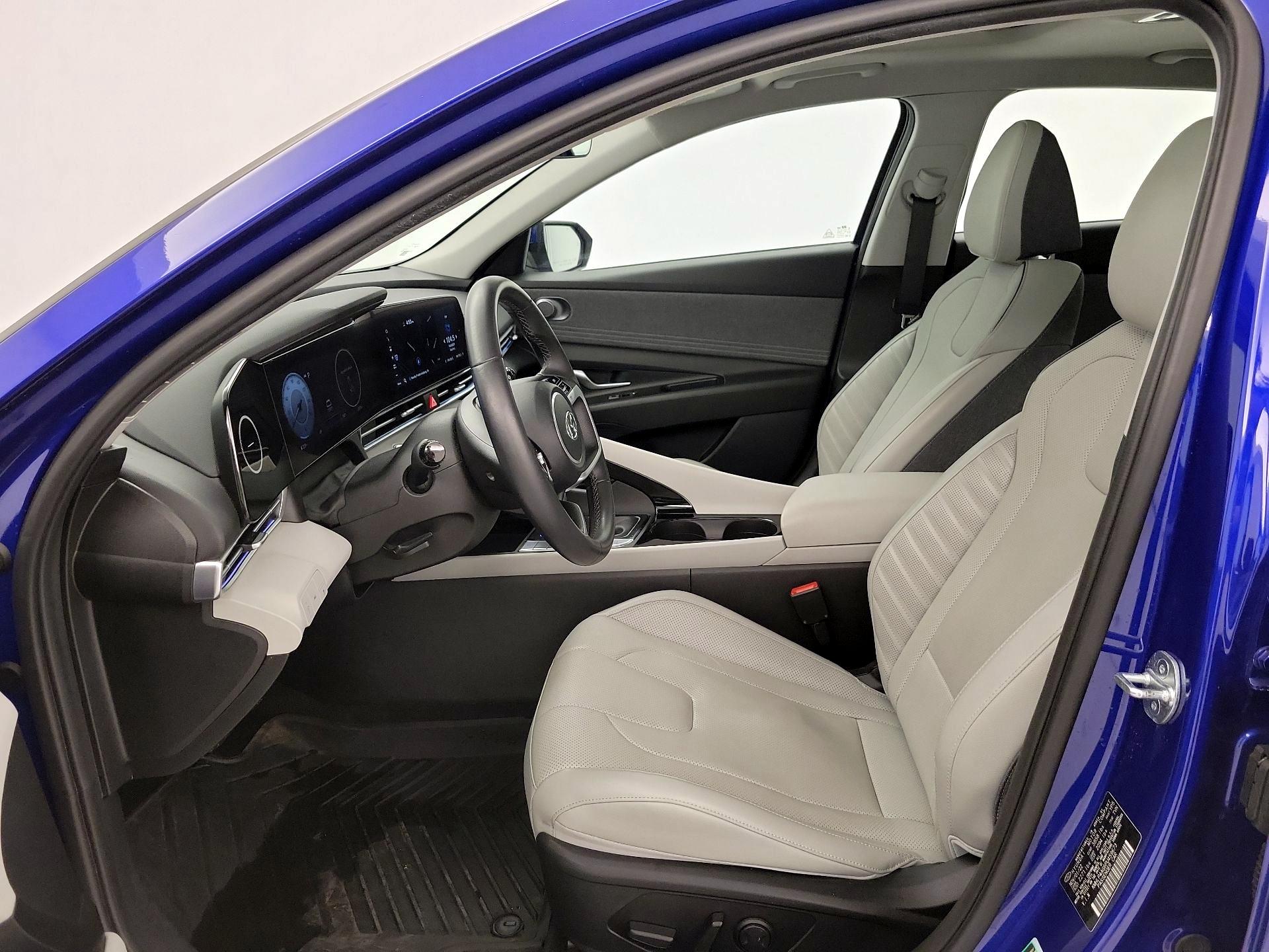 Thumbnail: 2023 Hyundai Elantra - 11