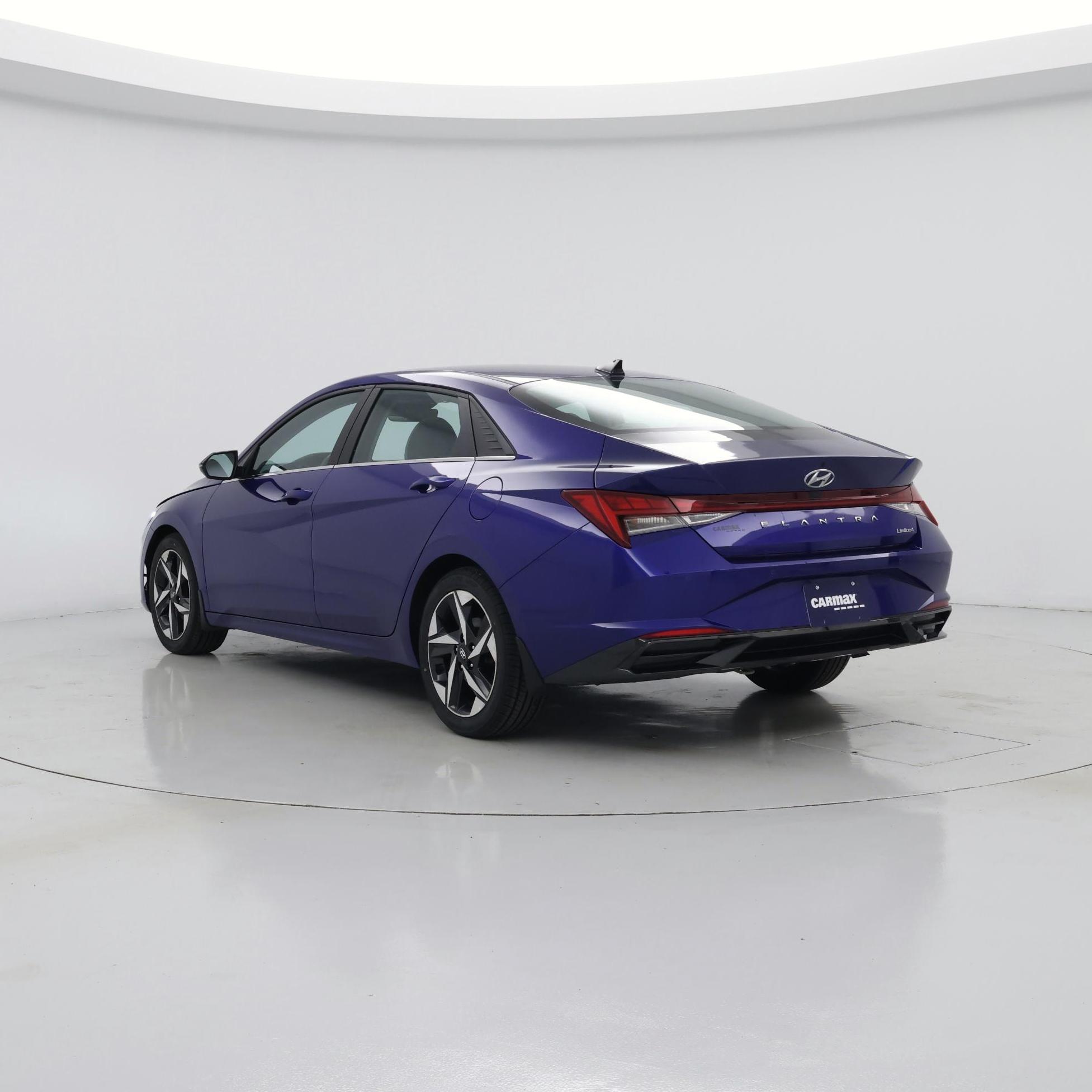Thumbnail: 2023 Hyundai Elantra - 2