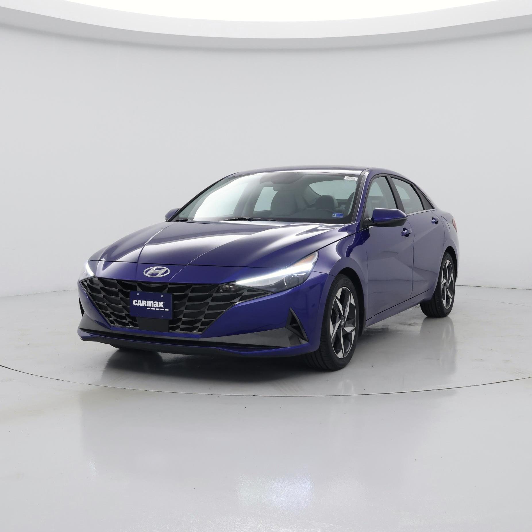 Thumbnail: 2023 Hyundai Elantra - 4