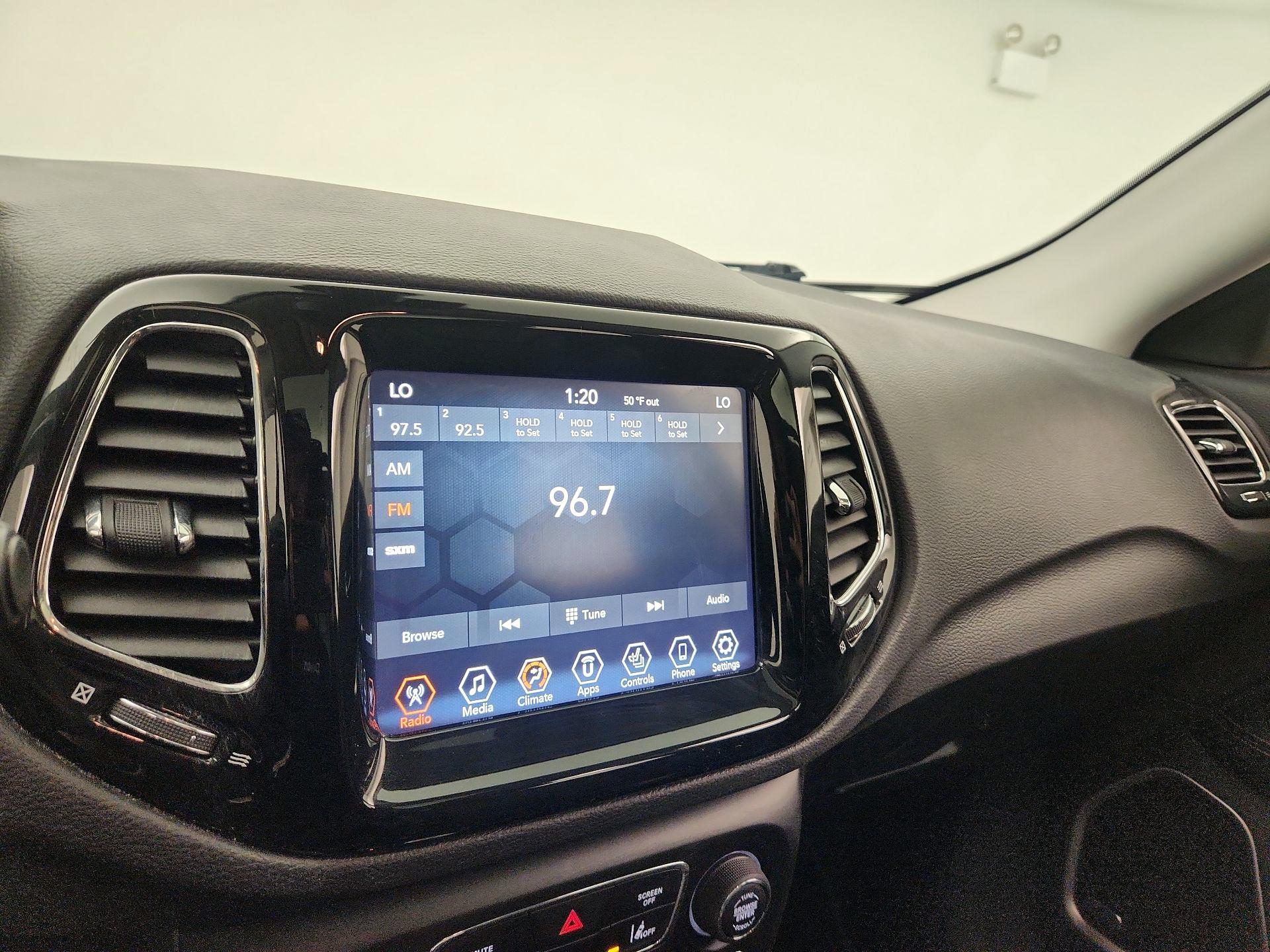 Thumbnail: 2021 Jeep Compass - 15