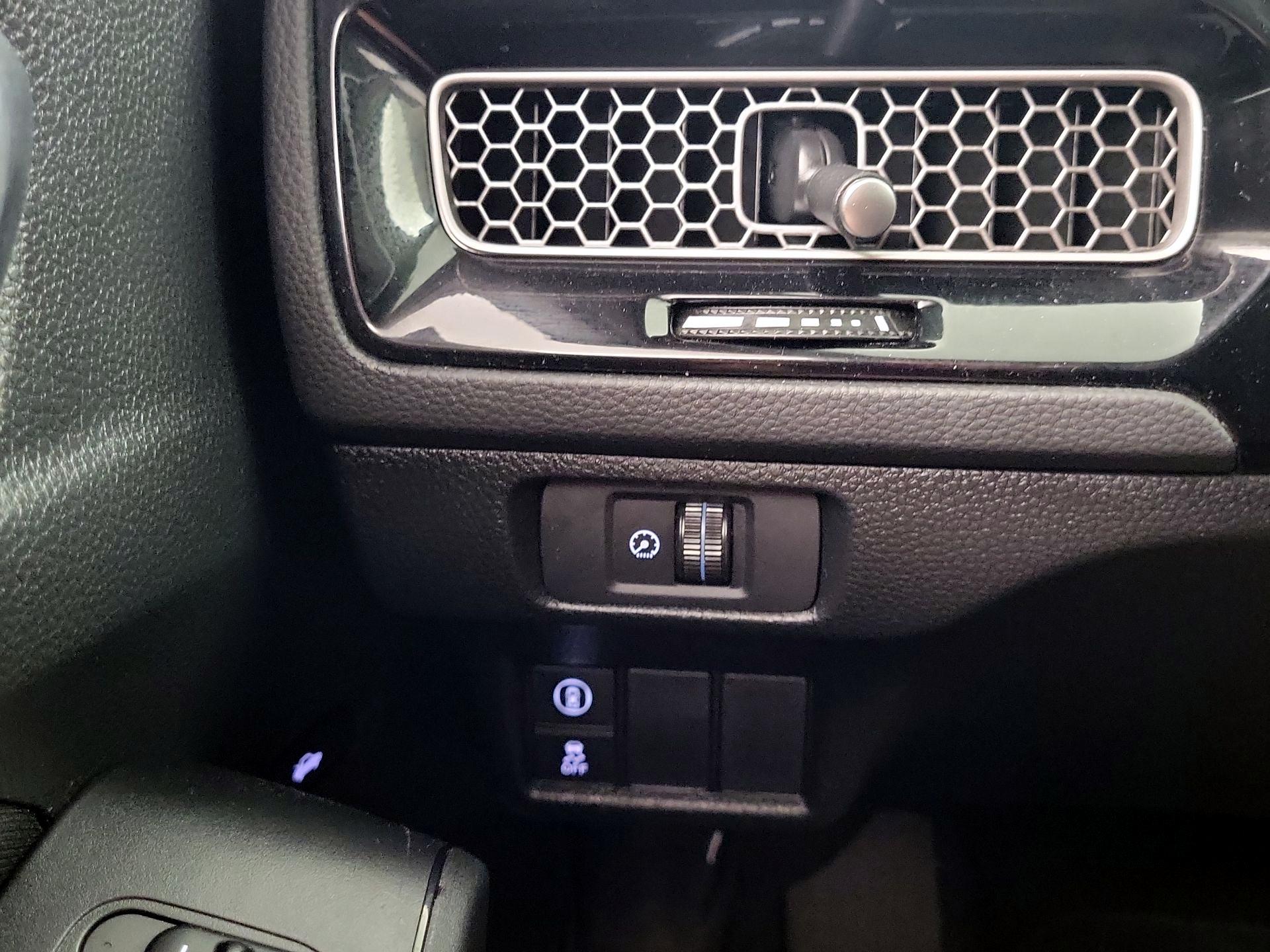 Thumbnail: 2023 Honda Civic - 13