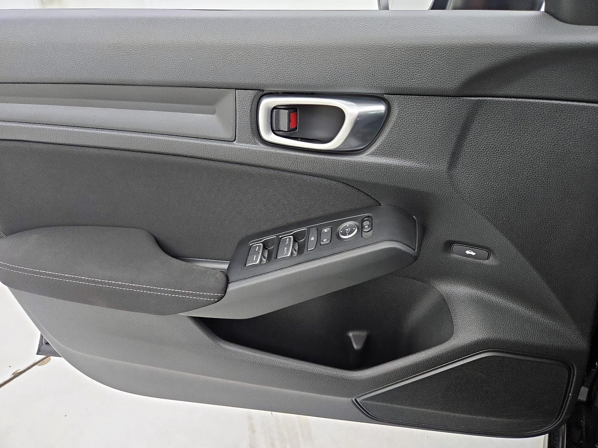 Thumbnail: 2023 Honda Civic - 12