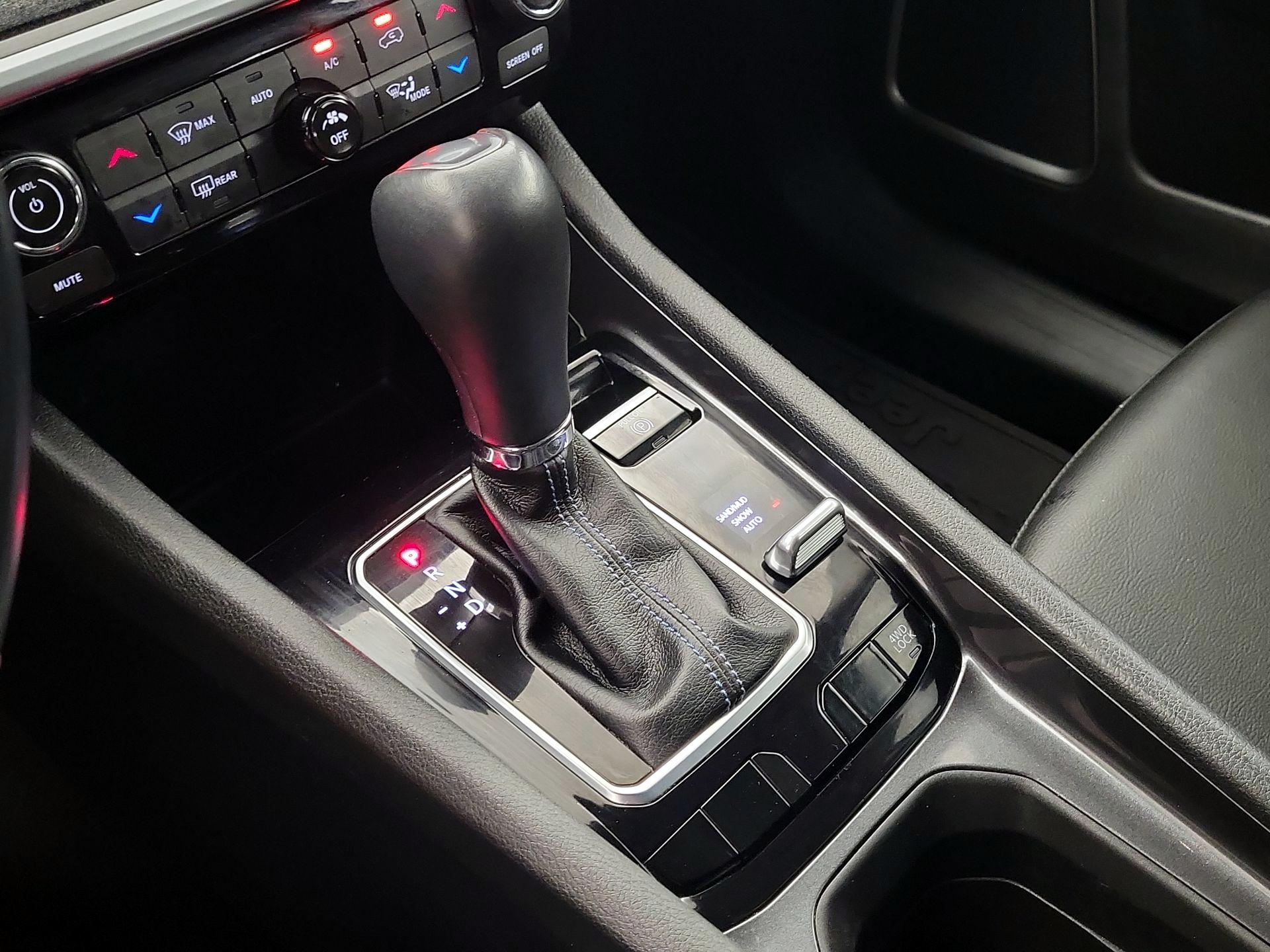 Thumbnail: 2022 Jeep Compass - 17