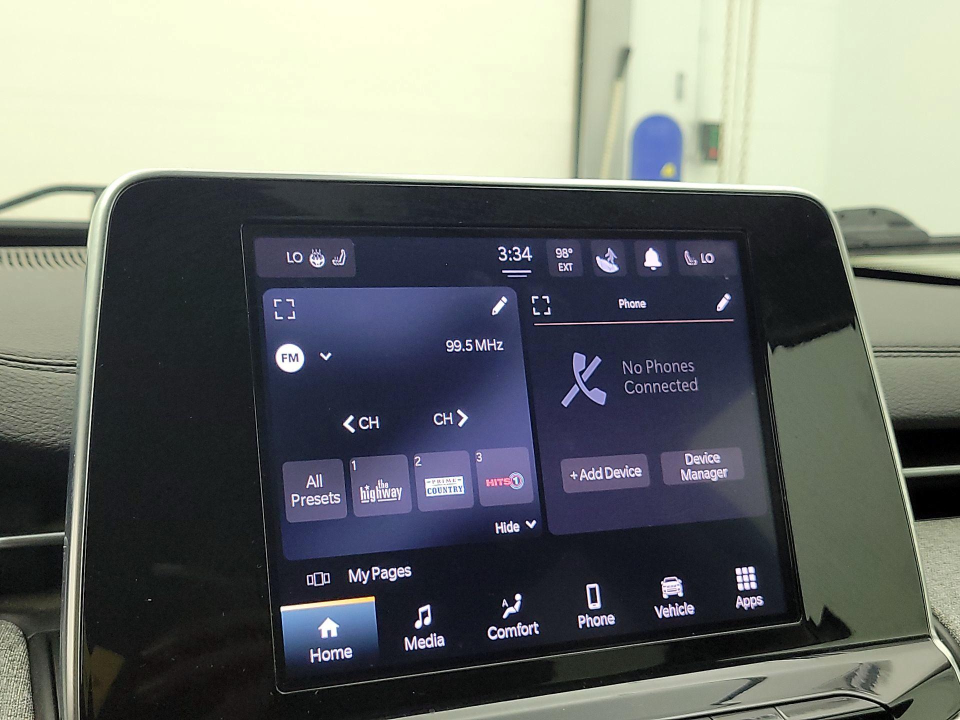 Thumbnail: 2022 Jeep Compass - 15