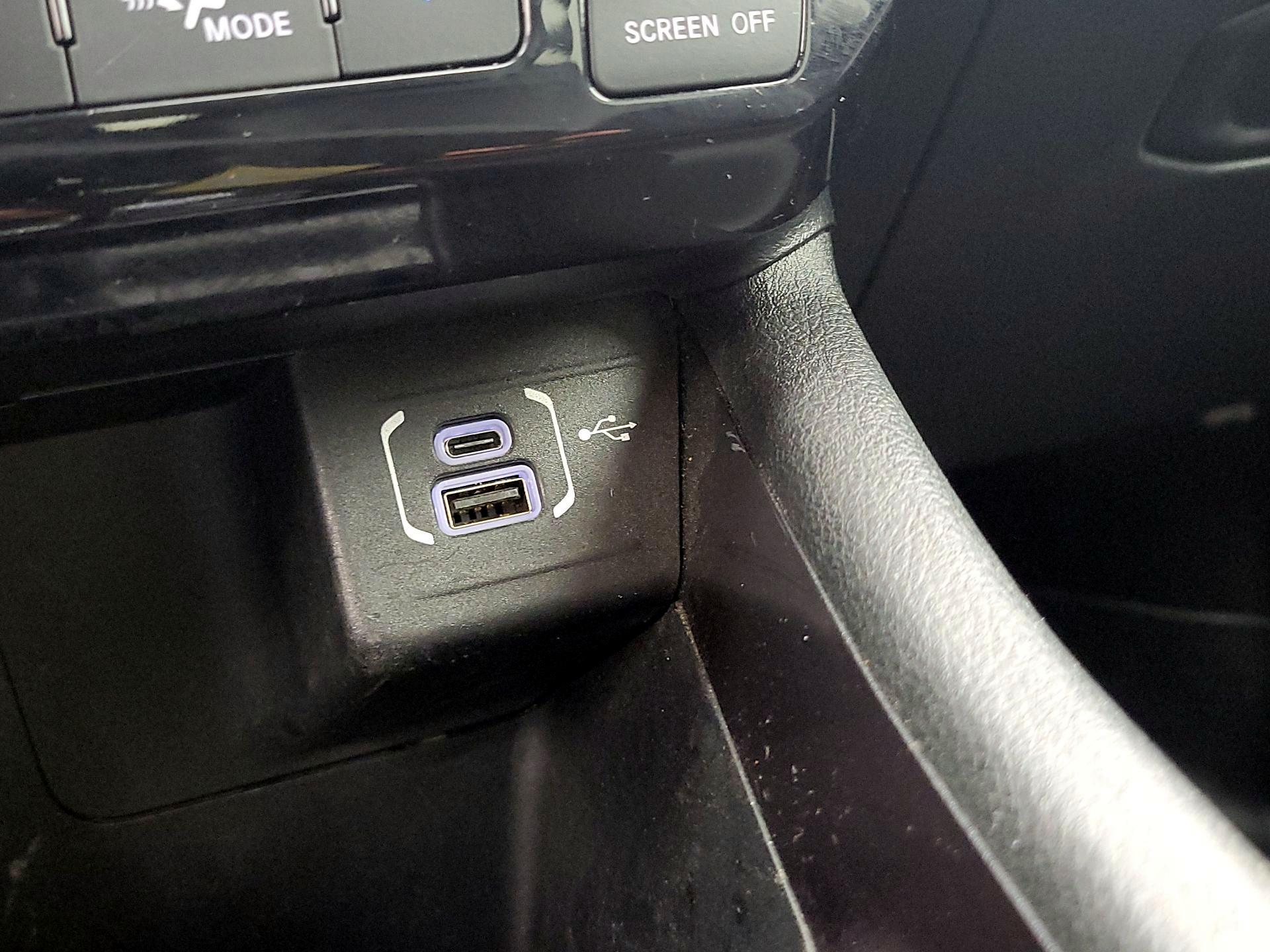 Thumbnail: 2022 Jeep Compass - 18