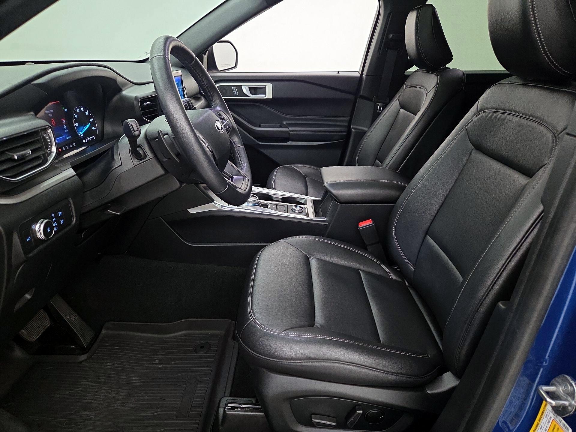 Thumbnail: 2020 Ford Explorer - 11