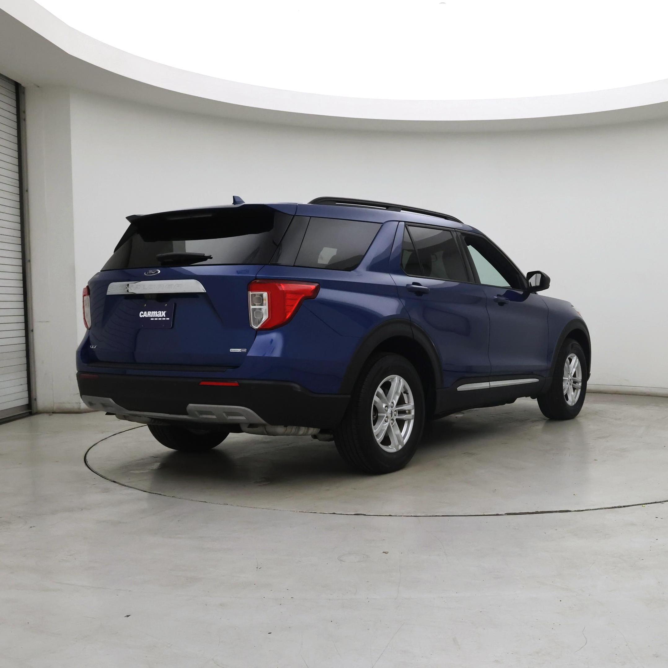 Thumbnail: 2020 Ford Explorer - 8