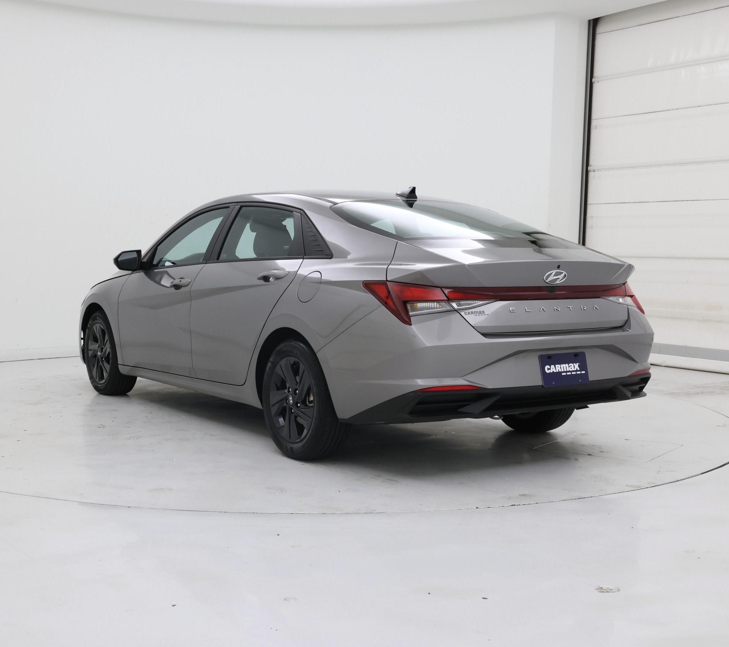 Thumbnail: 2023 Hyundai Elantra - 2