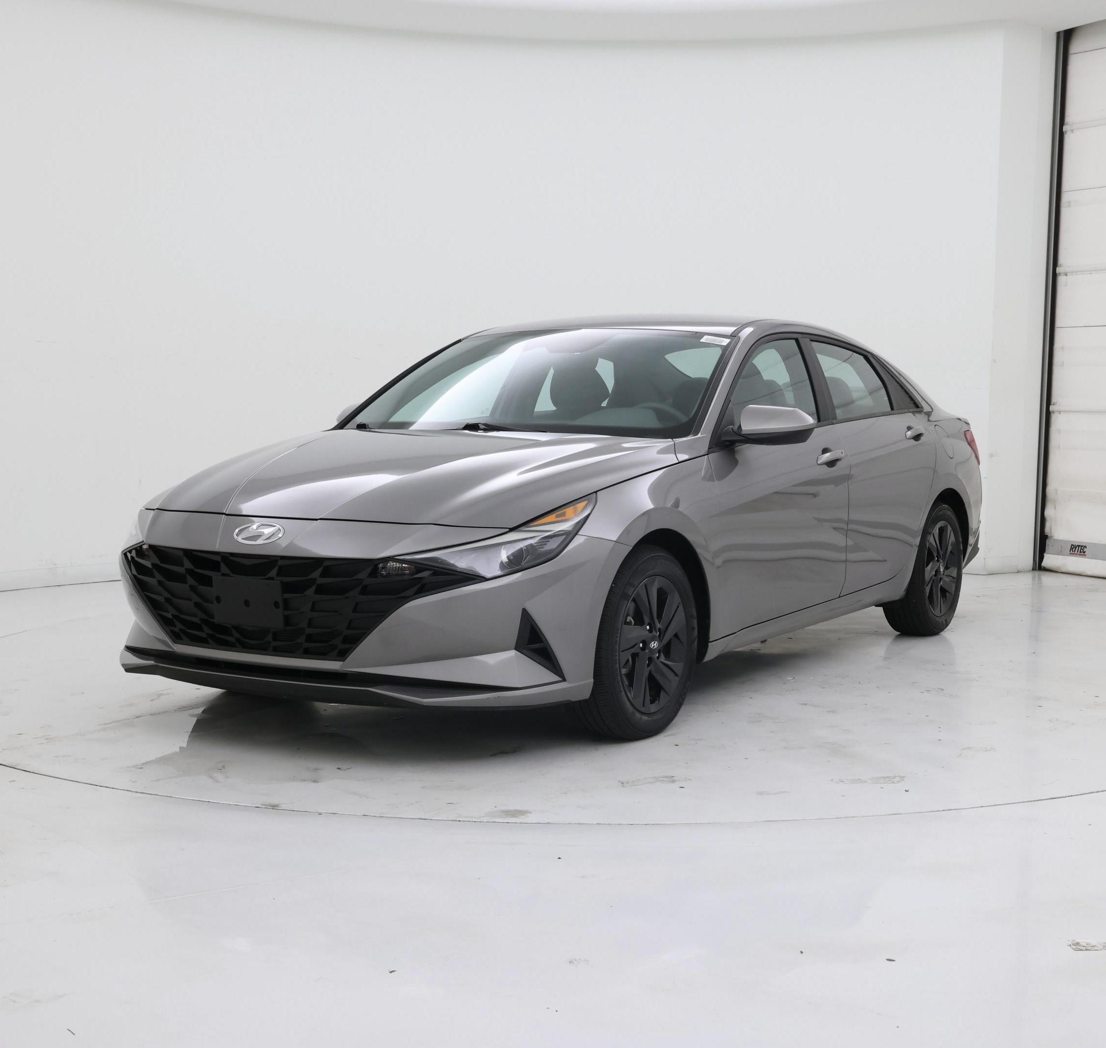 Thumbnail: 2023 Hyundai Elantra - 4