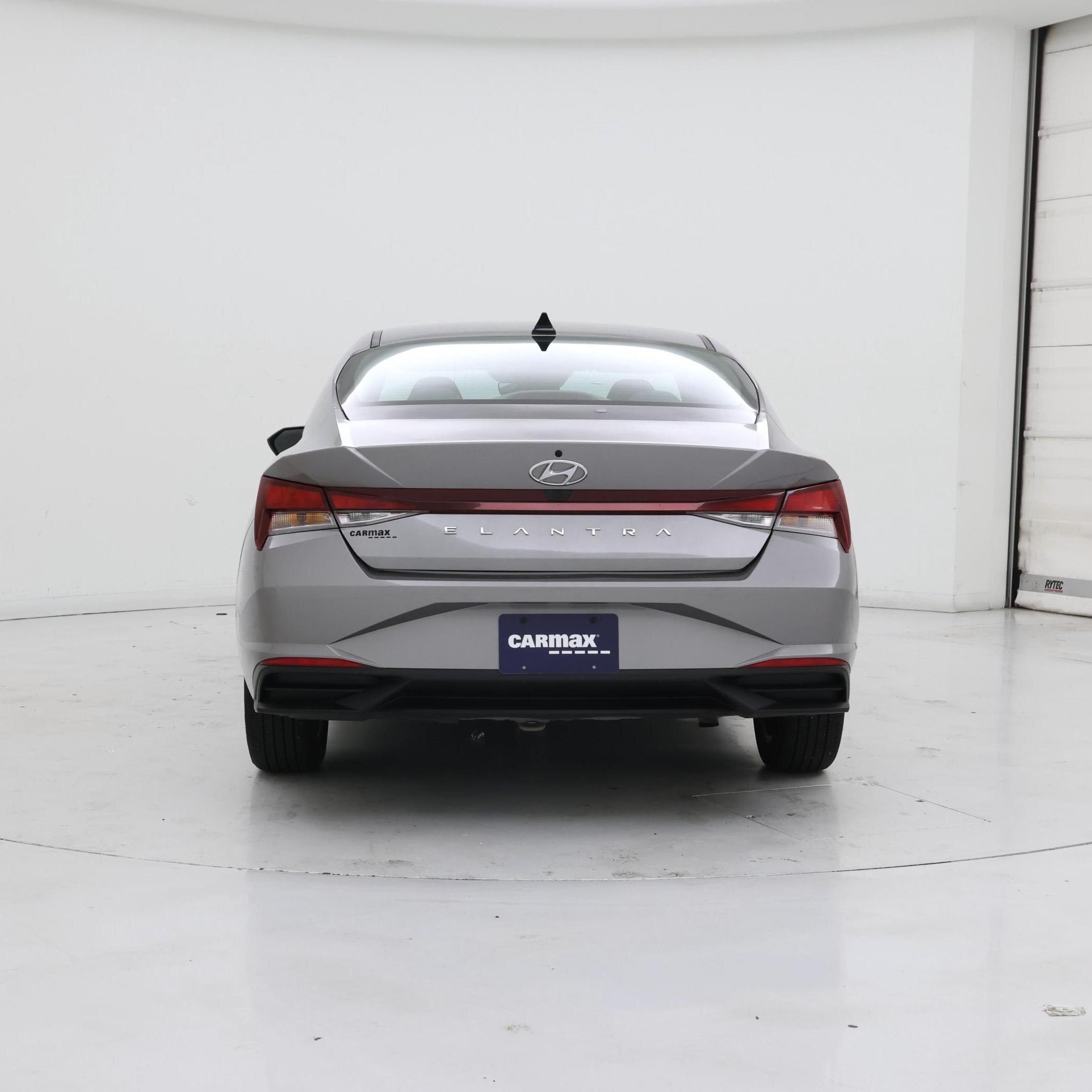 Thumbnail: 2023 Hyundai Elantra - 6
