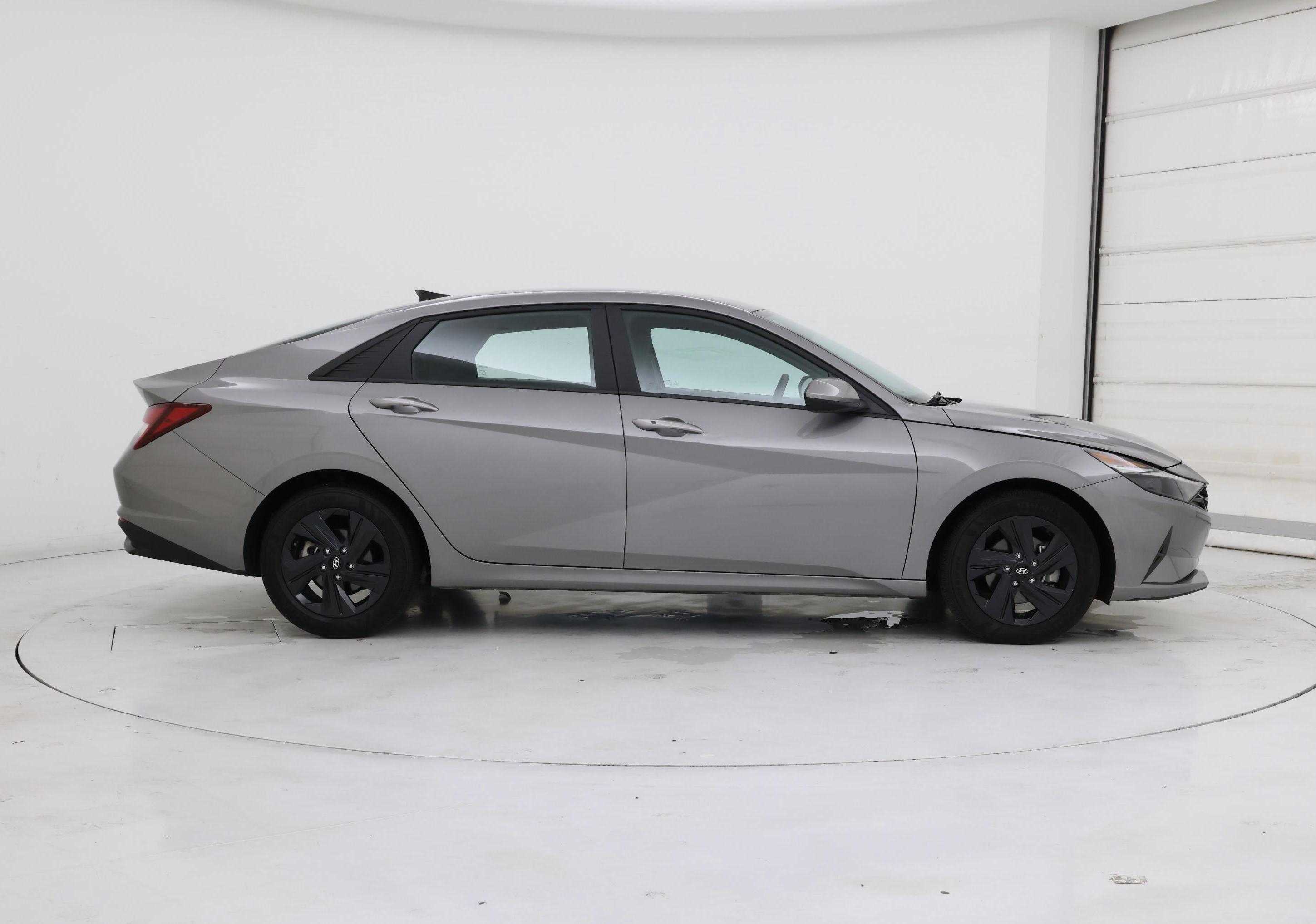 Thumbnail: 2023 Hyundai Elantra - 7