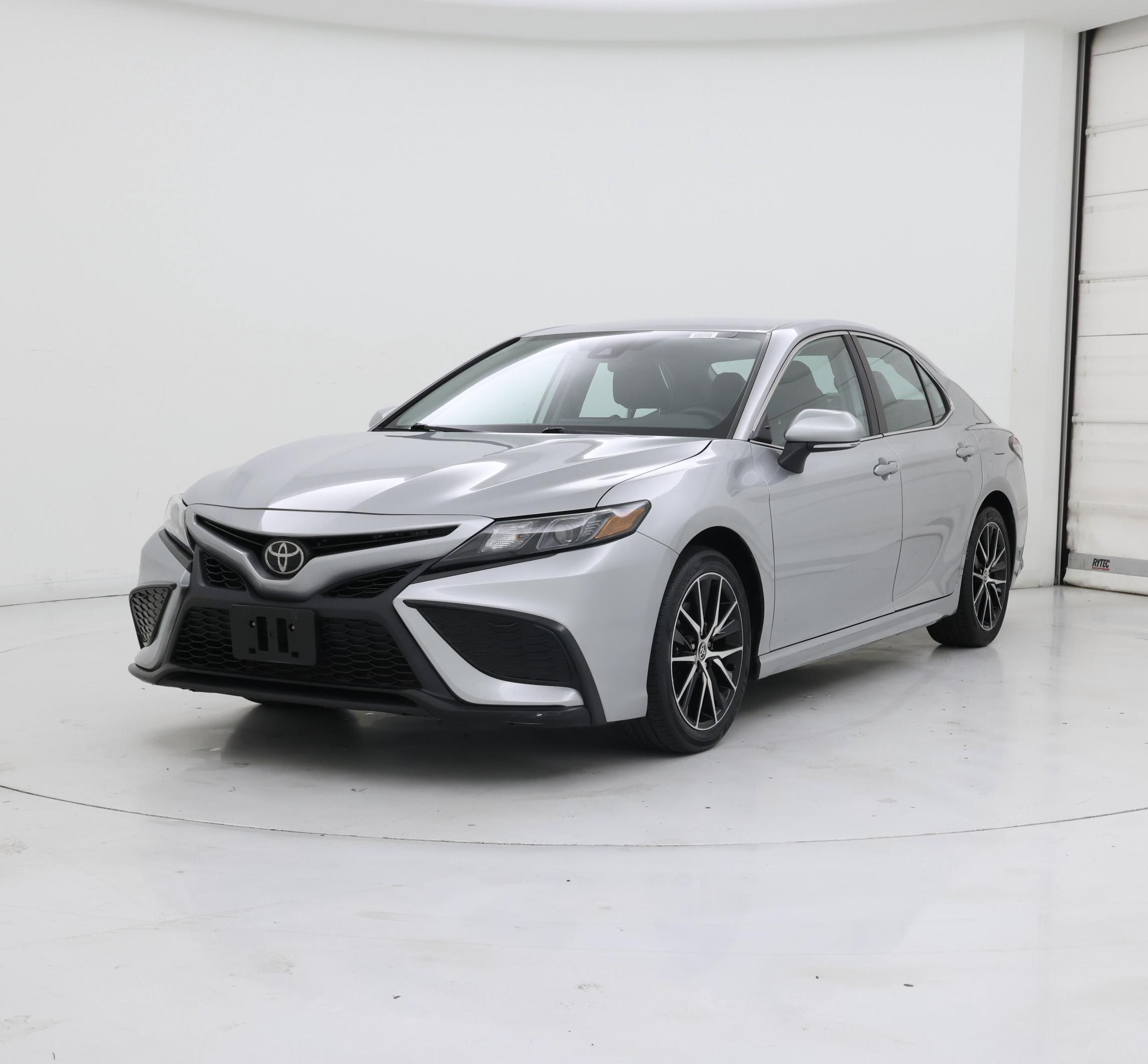 Thumbnail: 2023 Toyota Camry - 4