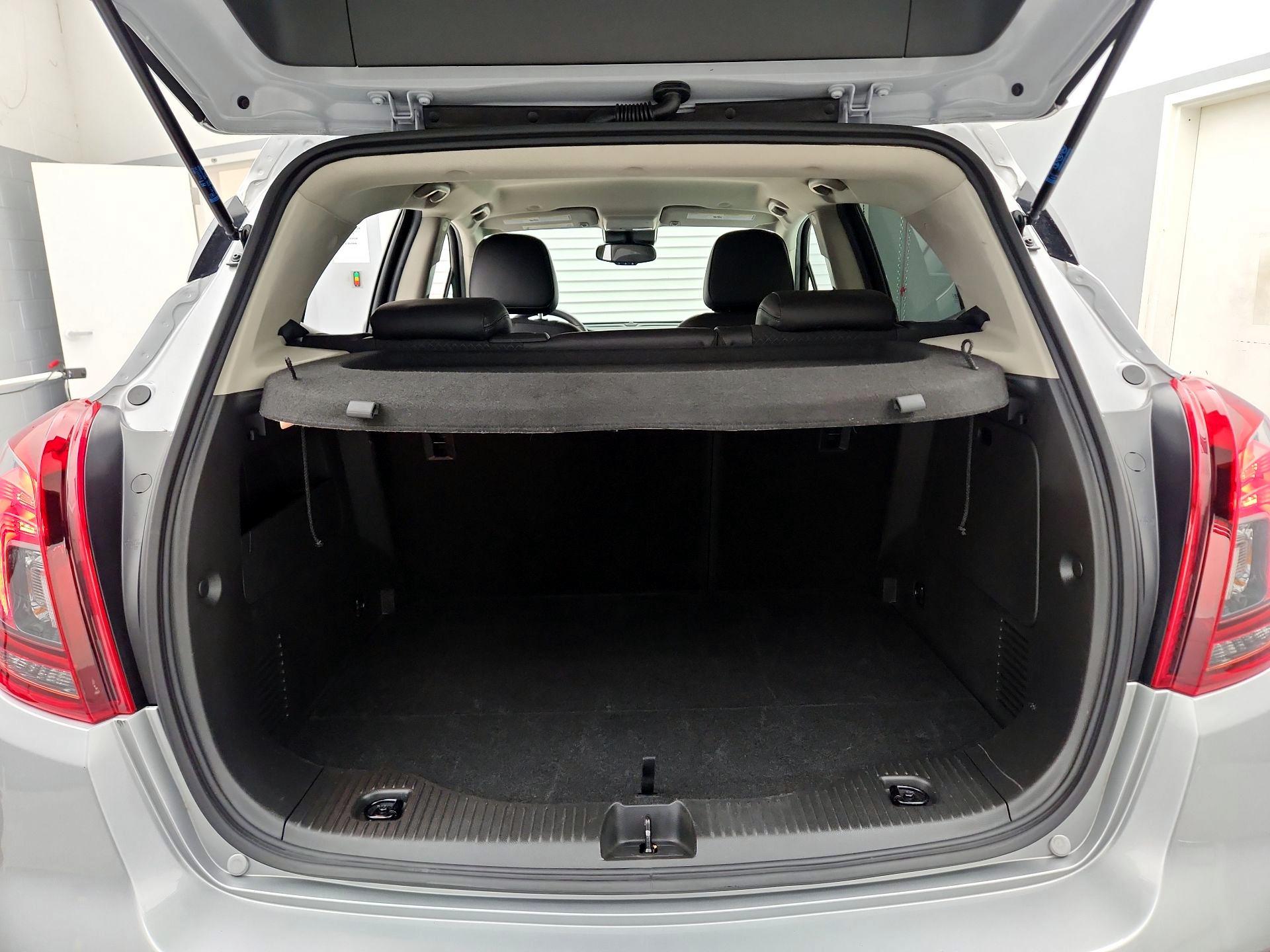 Thumbnail: 2022 Buick Encore - 20