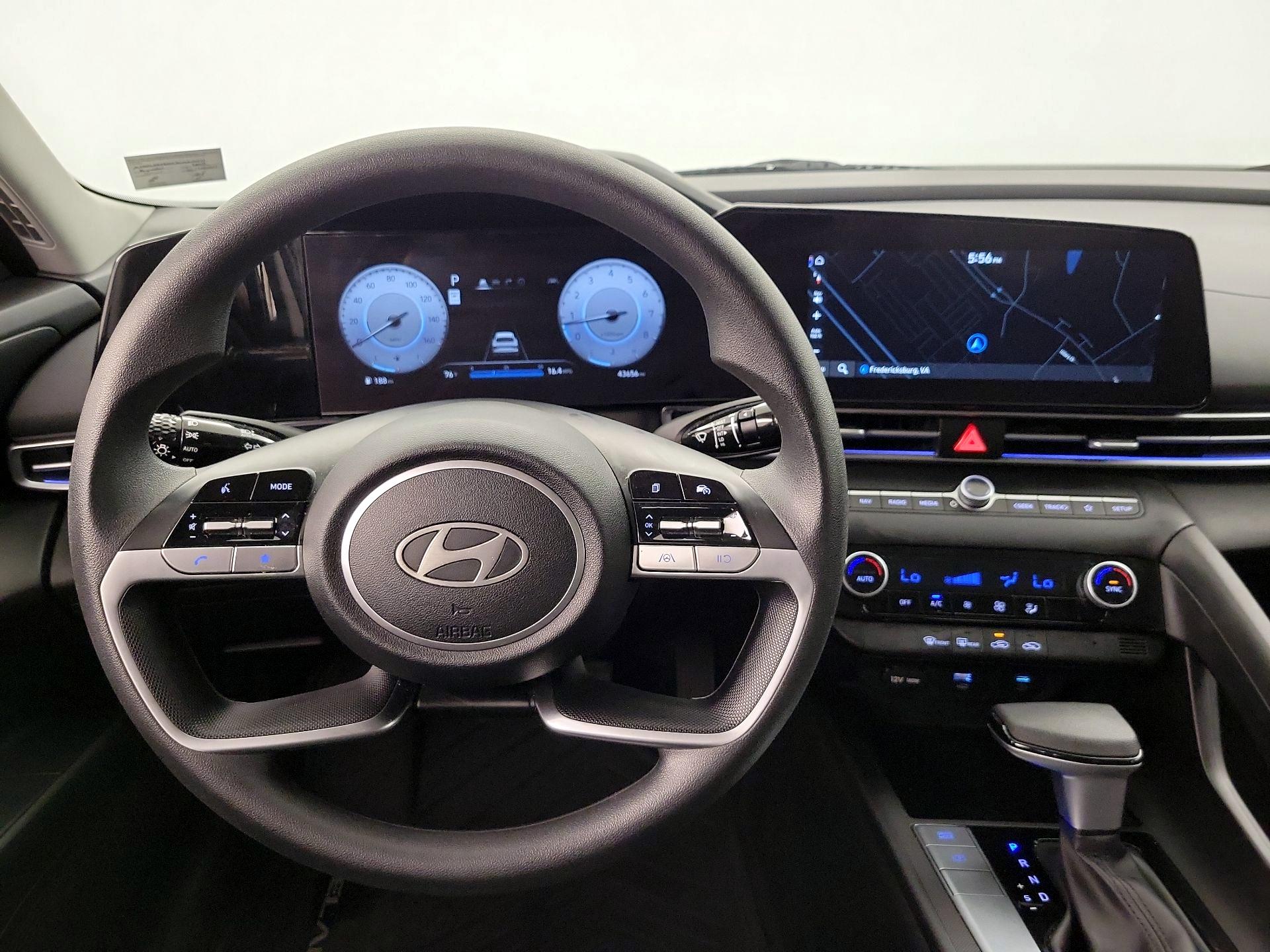 Thumbnail: 2024 Hyundai Elantra - 10
