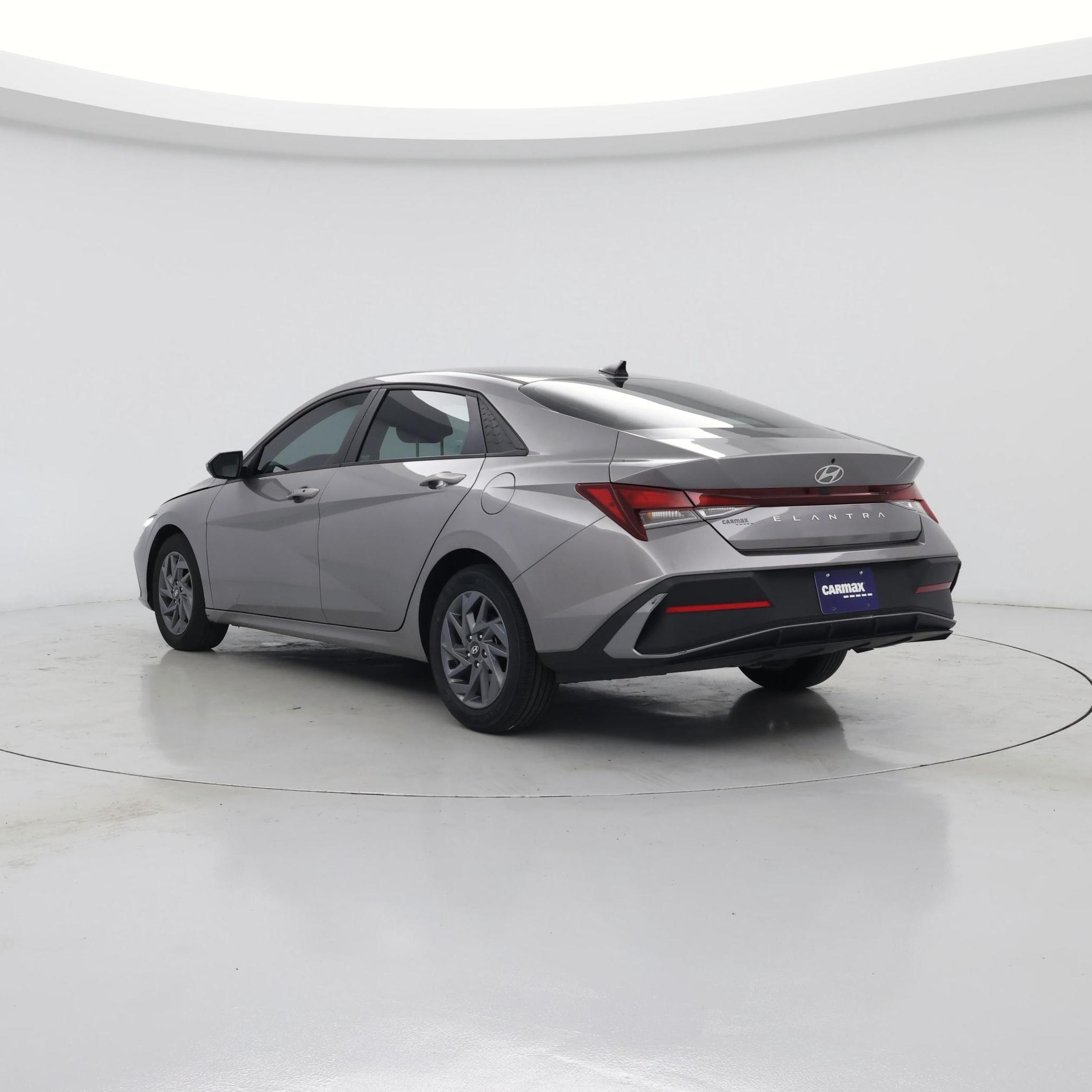 Thumbnail: 2024 Hyundai Elantra - 2