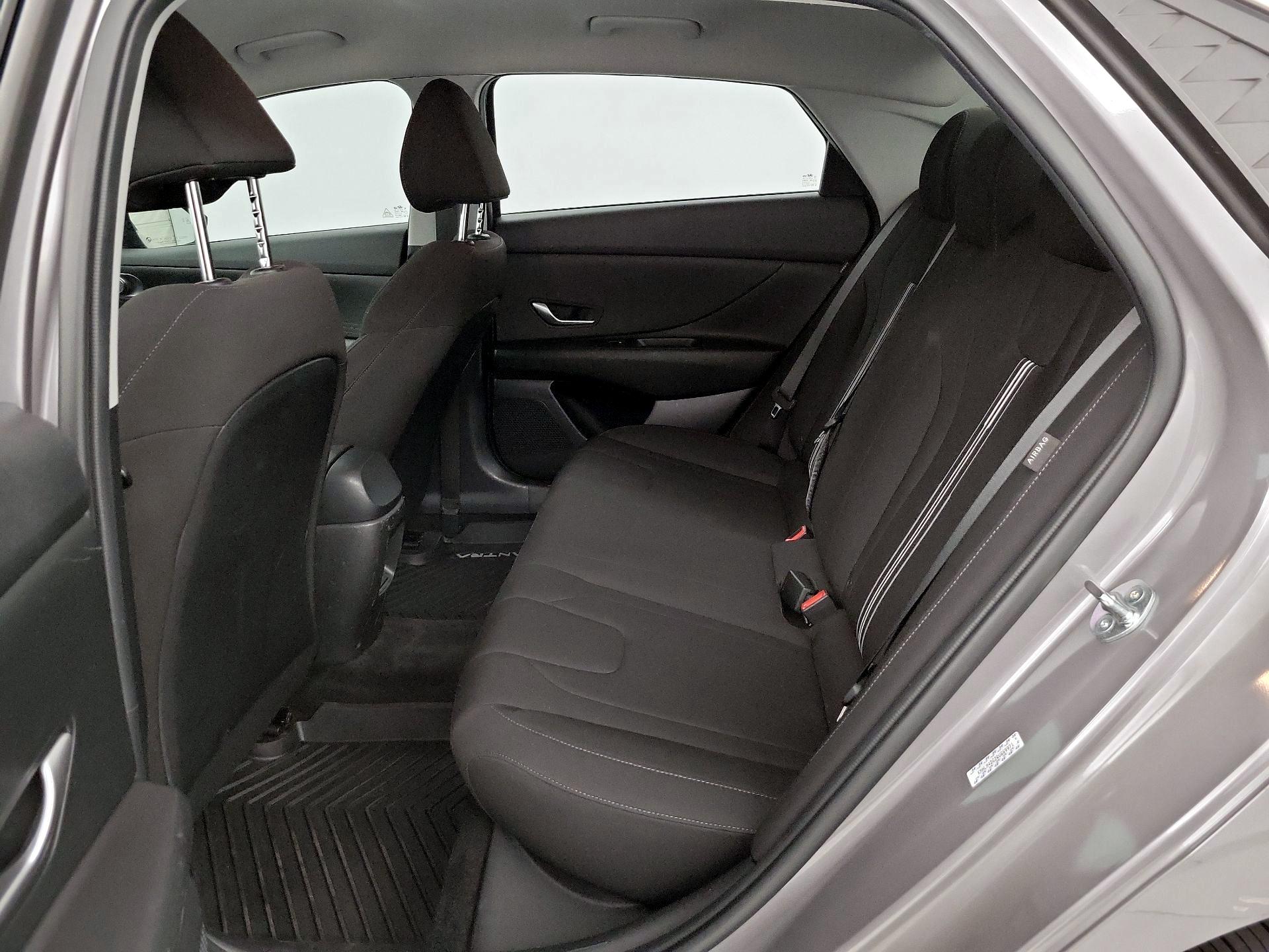 Thumbnail: 2024 Hyundai Elantra - 20