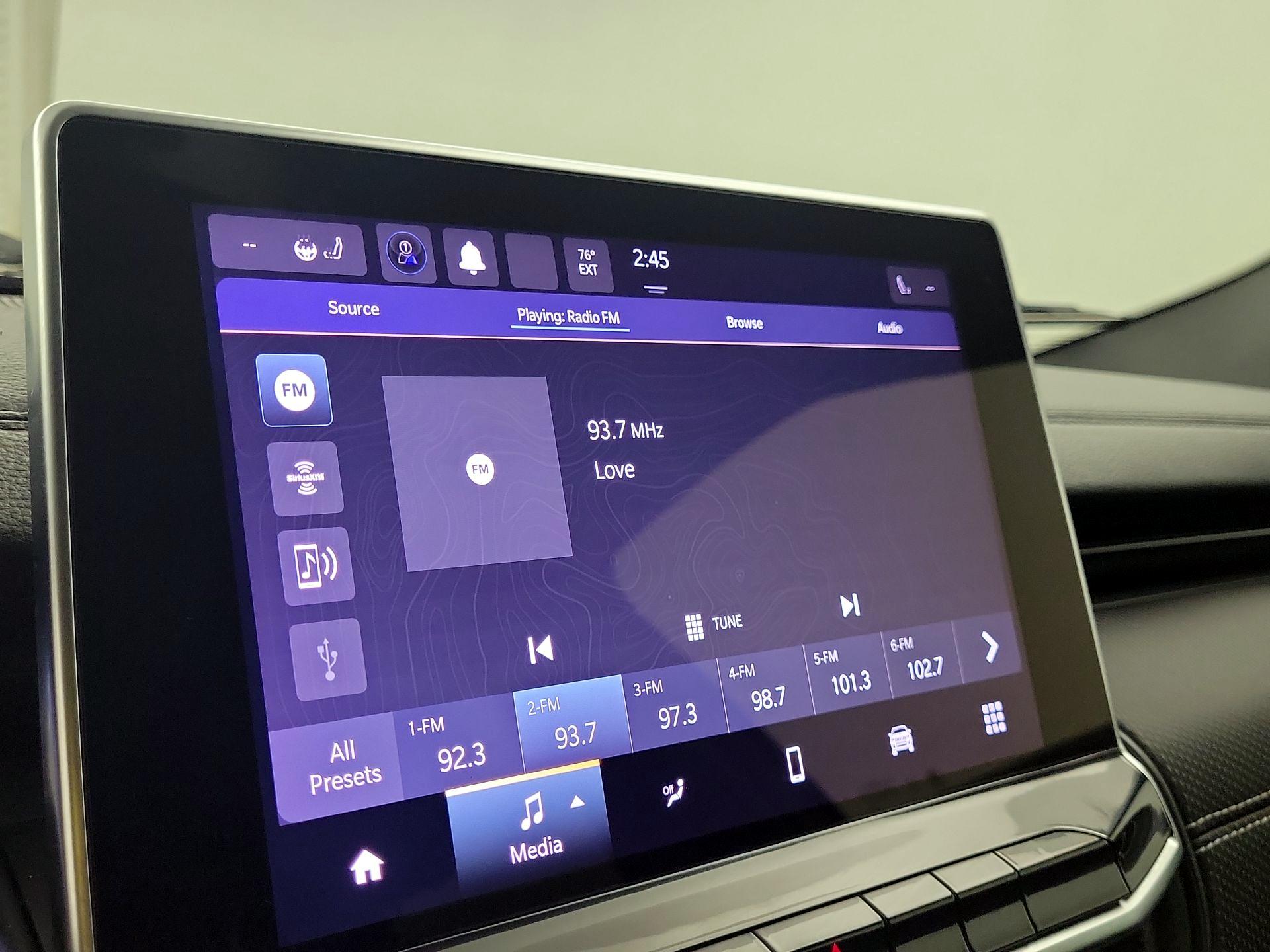 Thumbnail: 2022 Jeep Compass - 15