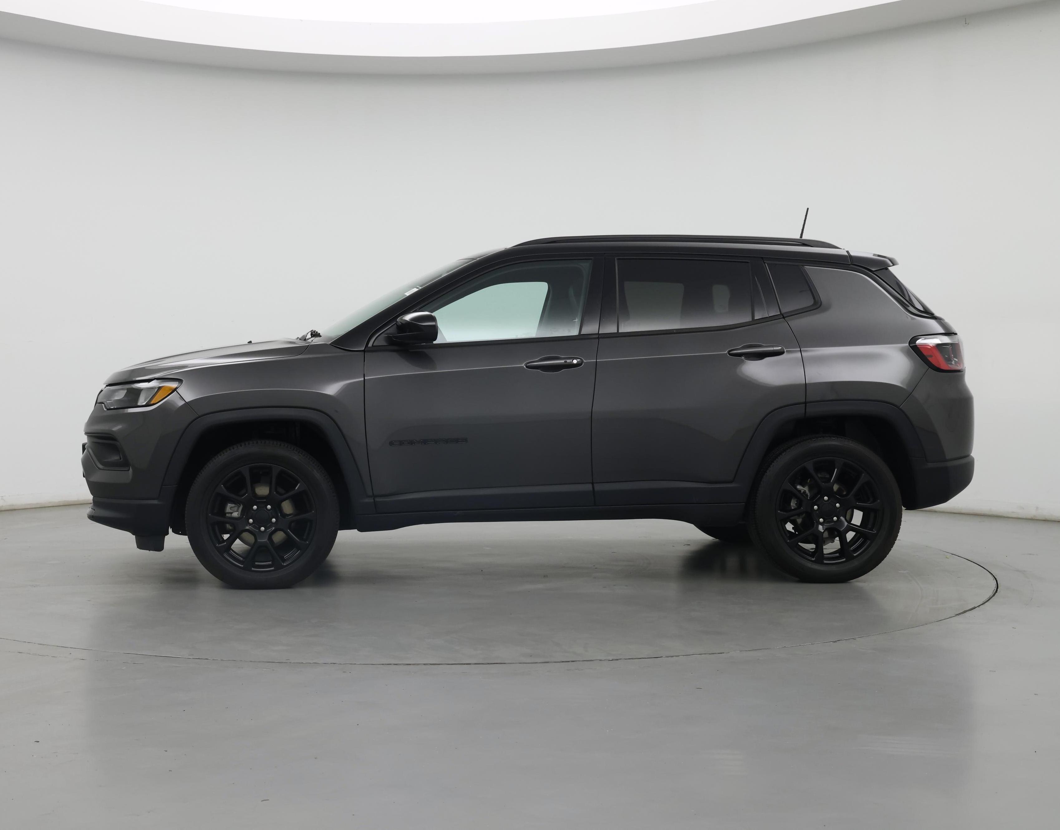 Thumbnail: 2022 Jeep Compass - 3