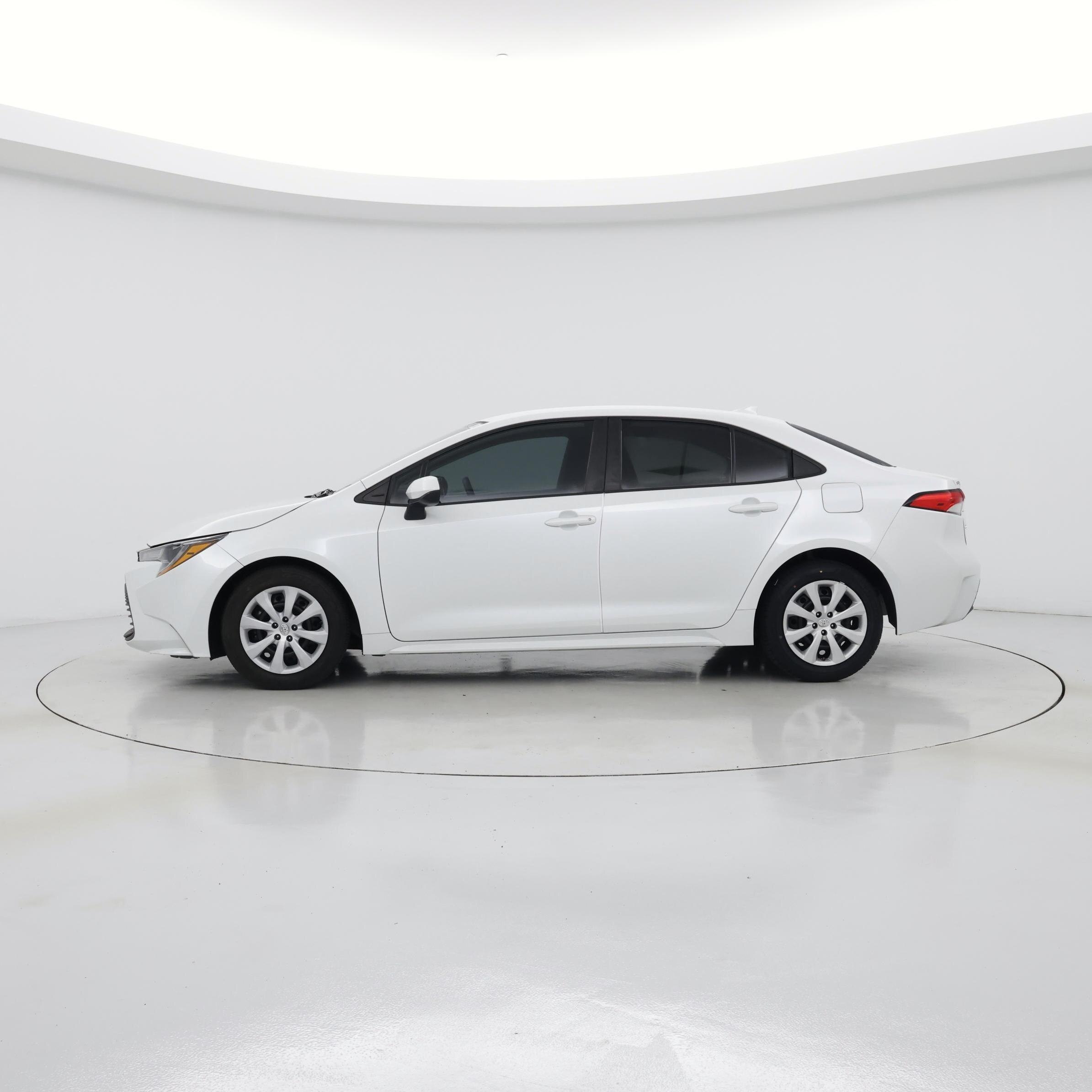 Thumbnail: 2023 Toyota Corolla - 3