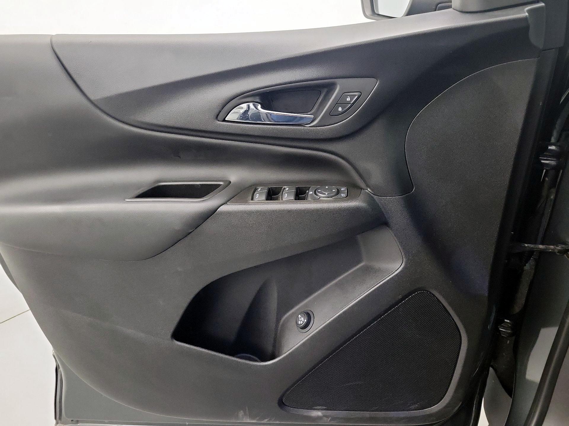 Thumbnail: 2021 Chevrolet Equinox - 12