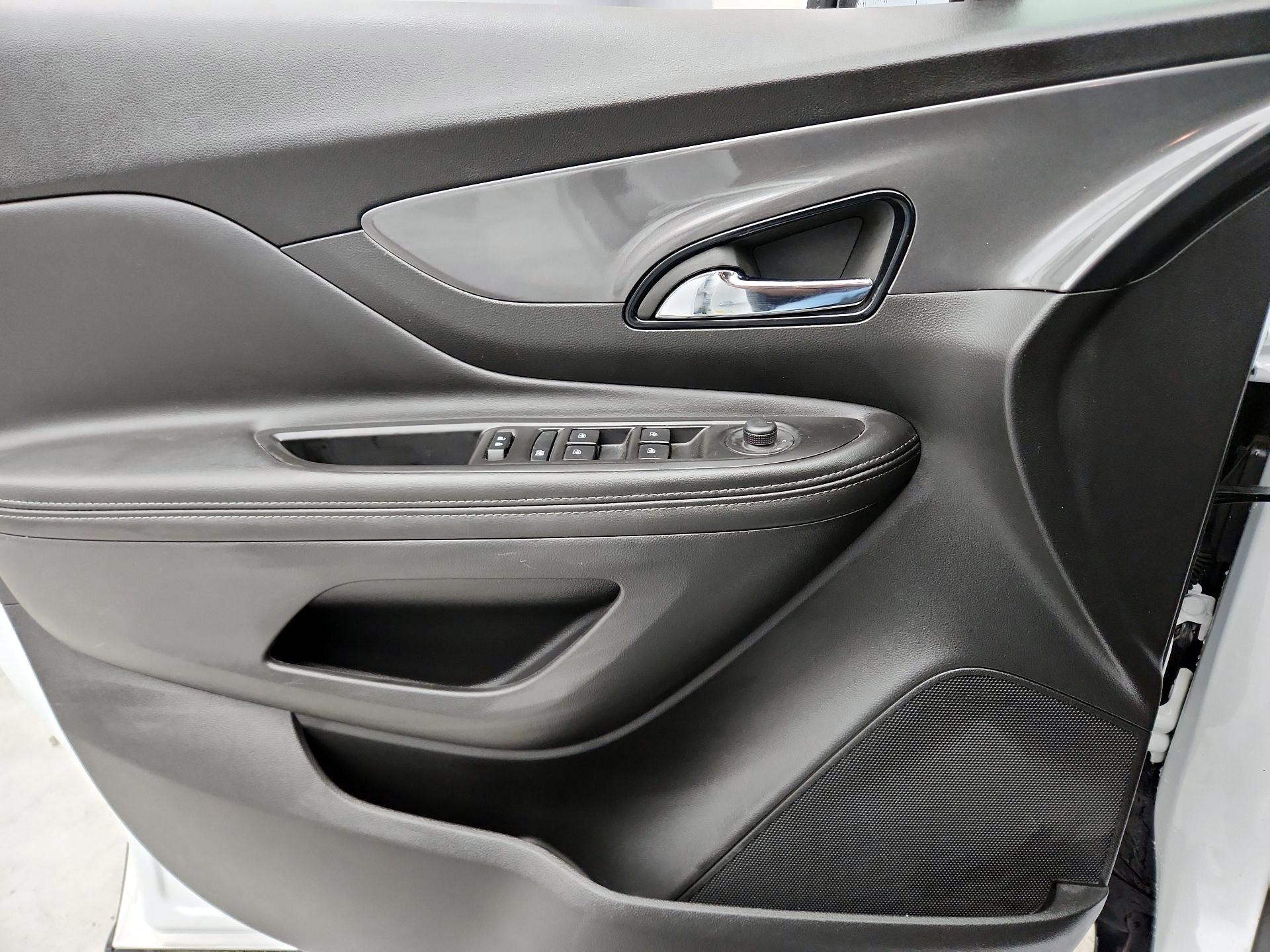 Thumbnail: 2022 Buick Encore - 12
