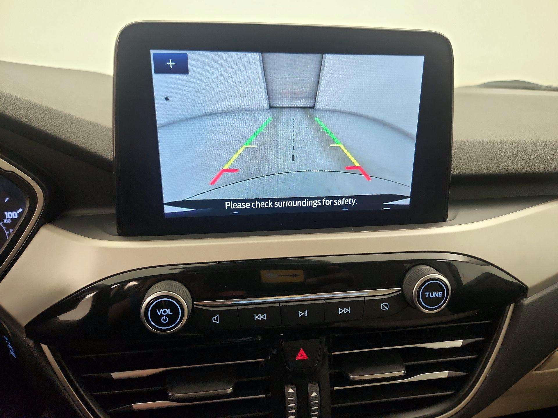 Thumbnail: 2022 Ford Escape - 14