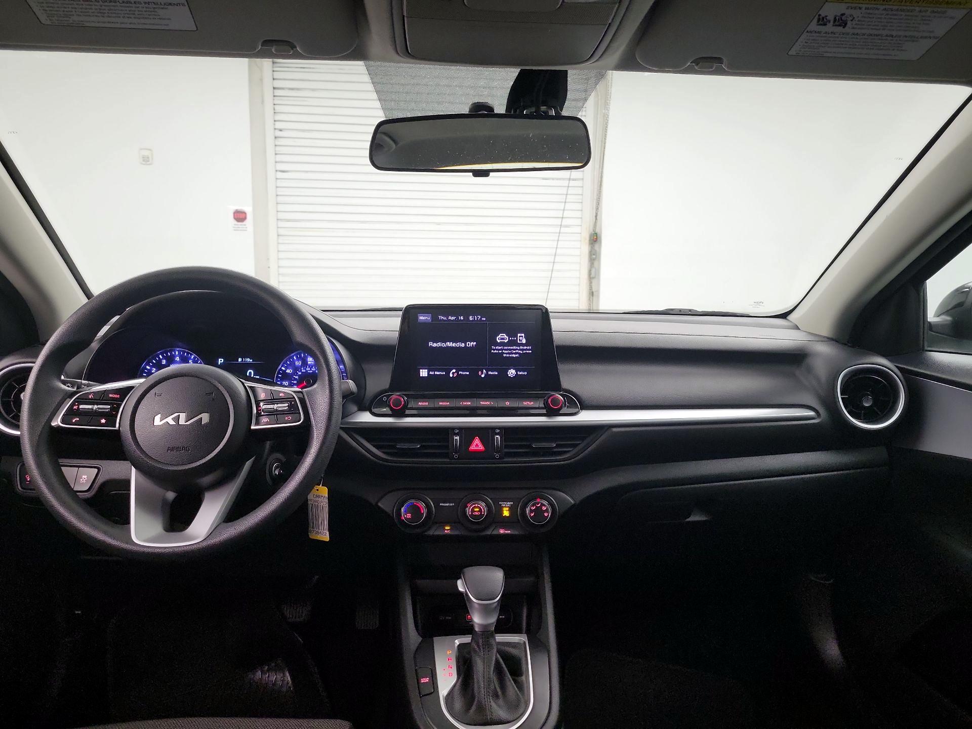 Thumbnail: 2023 Kia Forte - 9