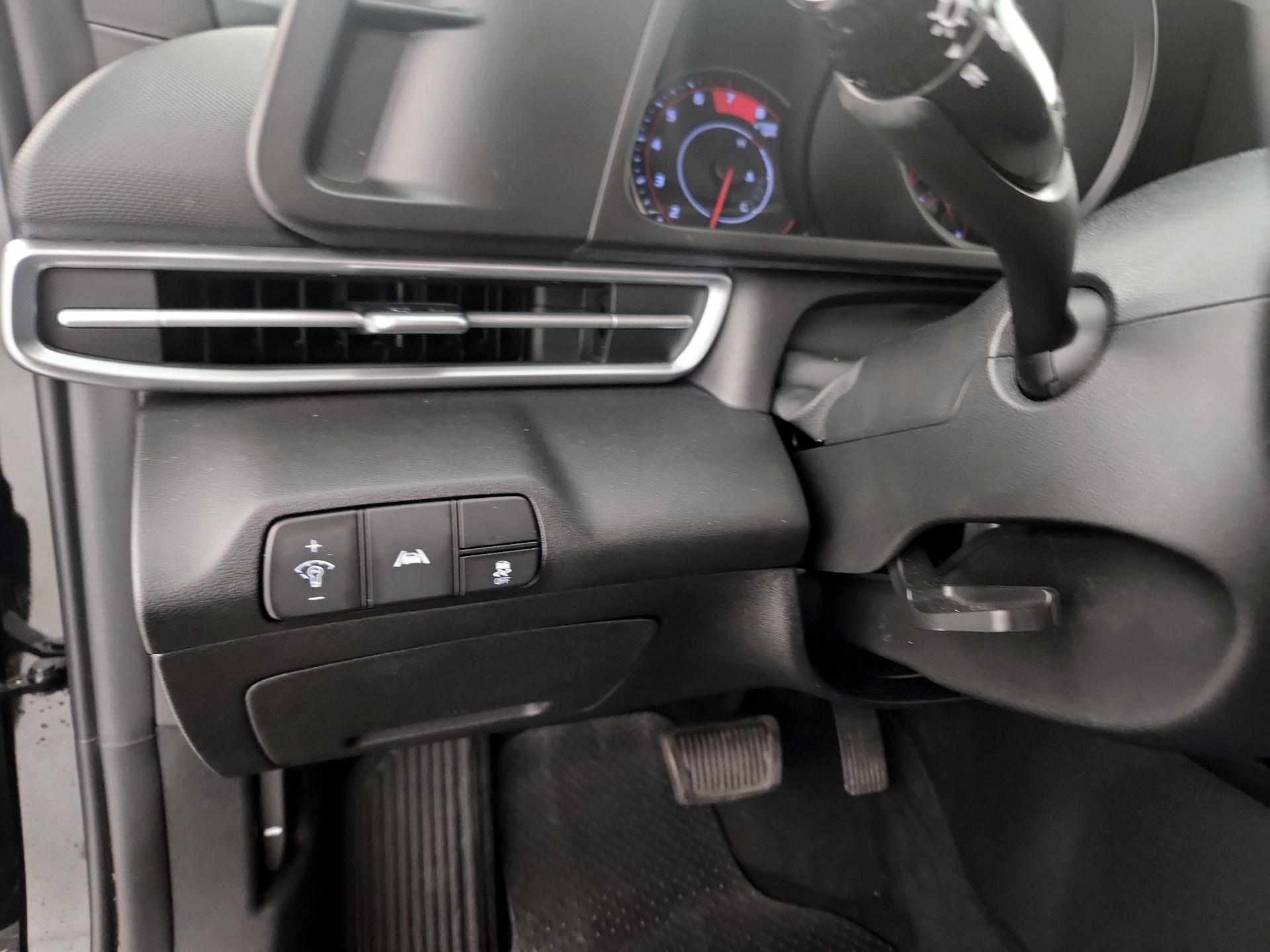 Thumbnail: 2023 Hyundai Elantra - 13