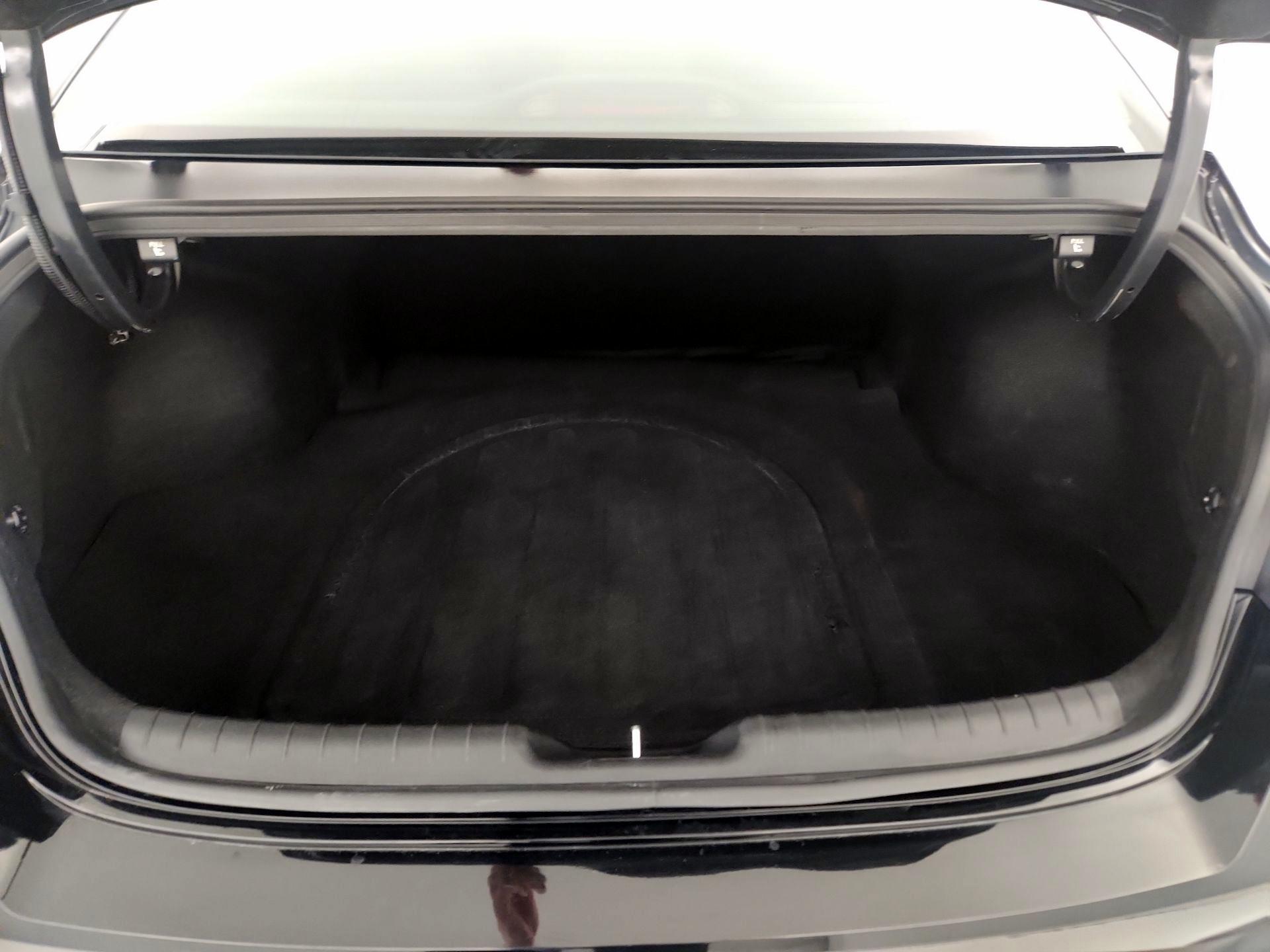 Thumbnail: 2023 Hyundai Elantra - 20