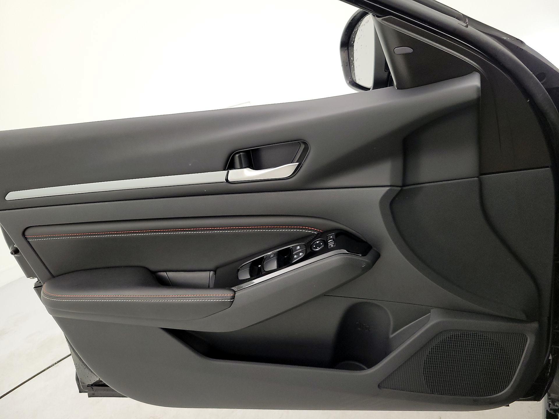 Thumbnail: 2023 Nissan Altima - 12