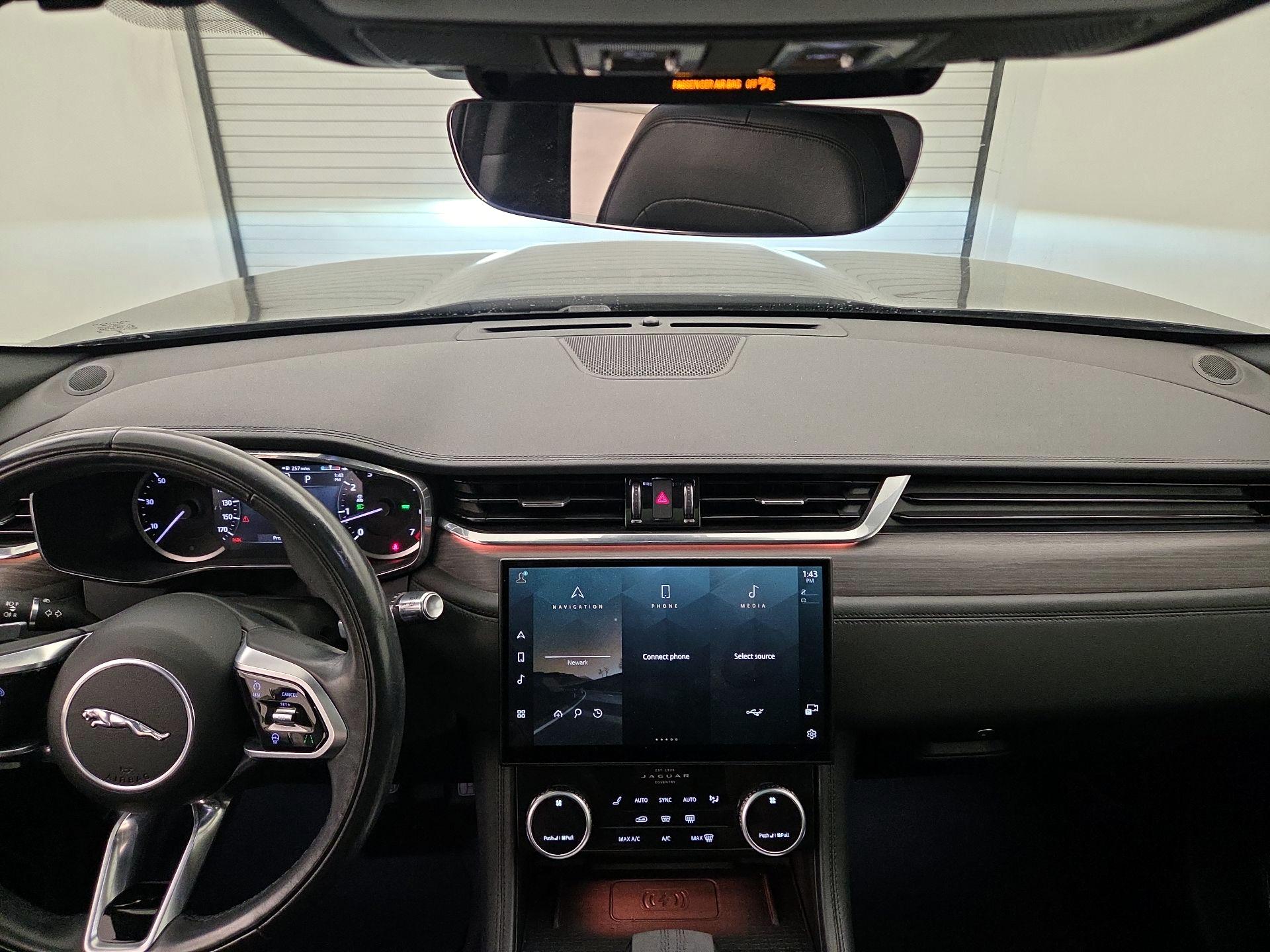 Thumbnail: 2022 Jaguar F-Pace - 9