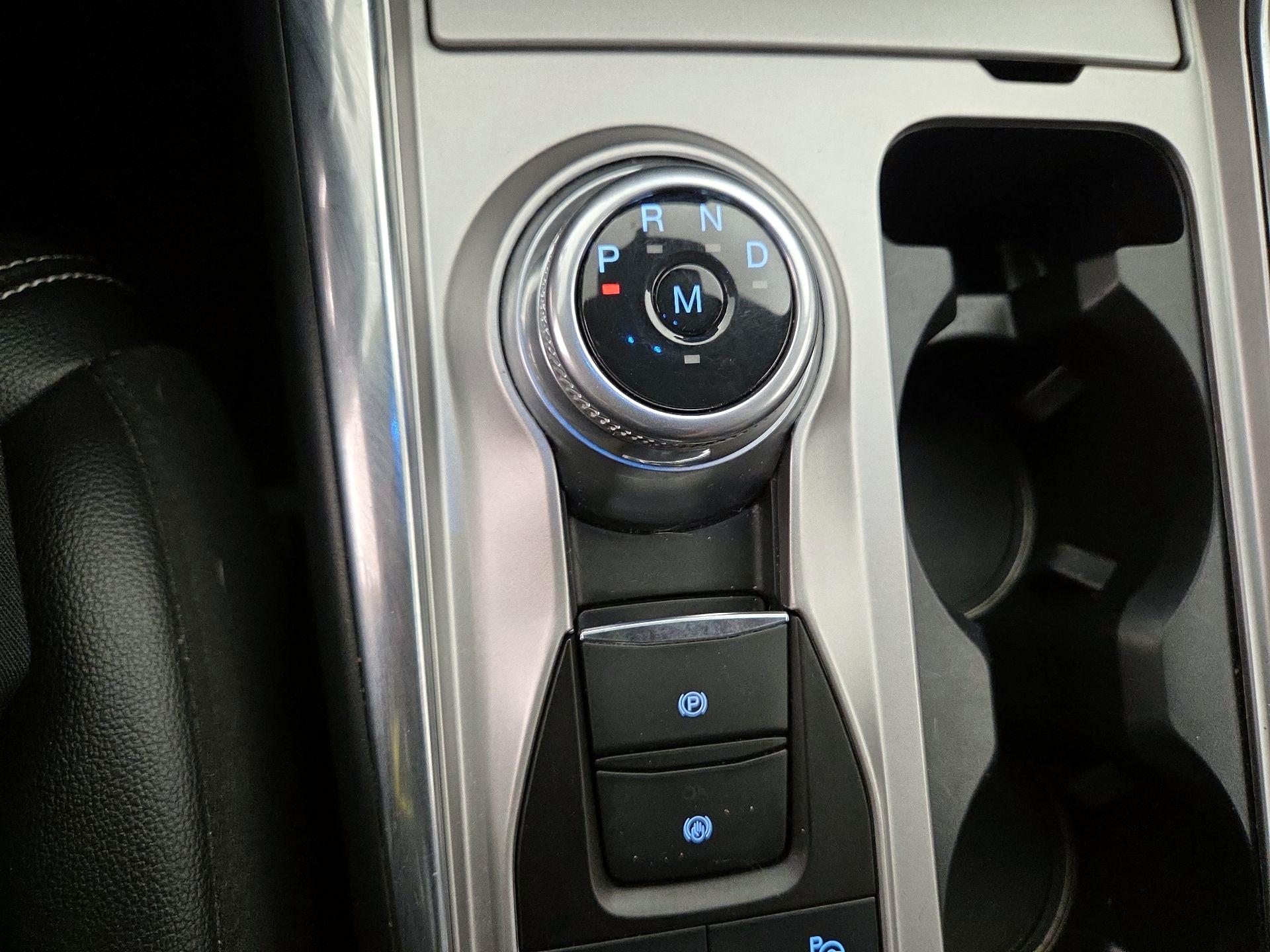 Thumbnail: 2020 Ford Explorer - 15
