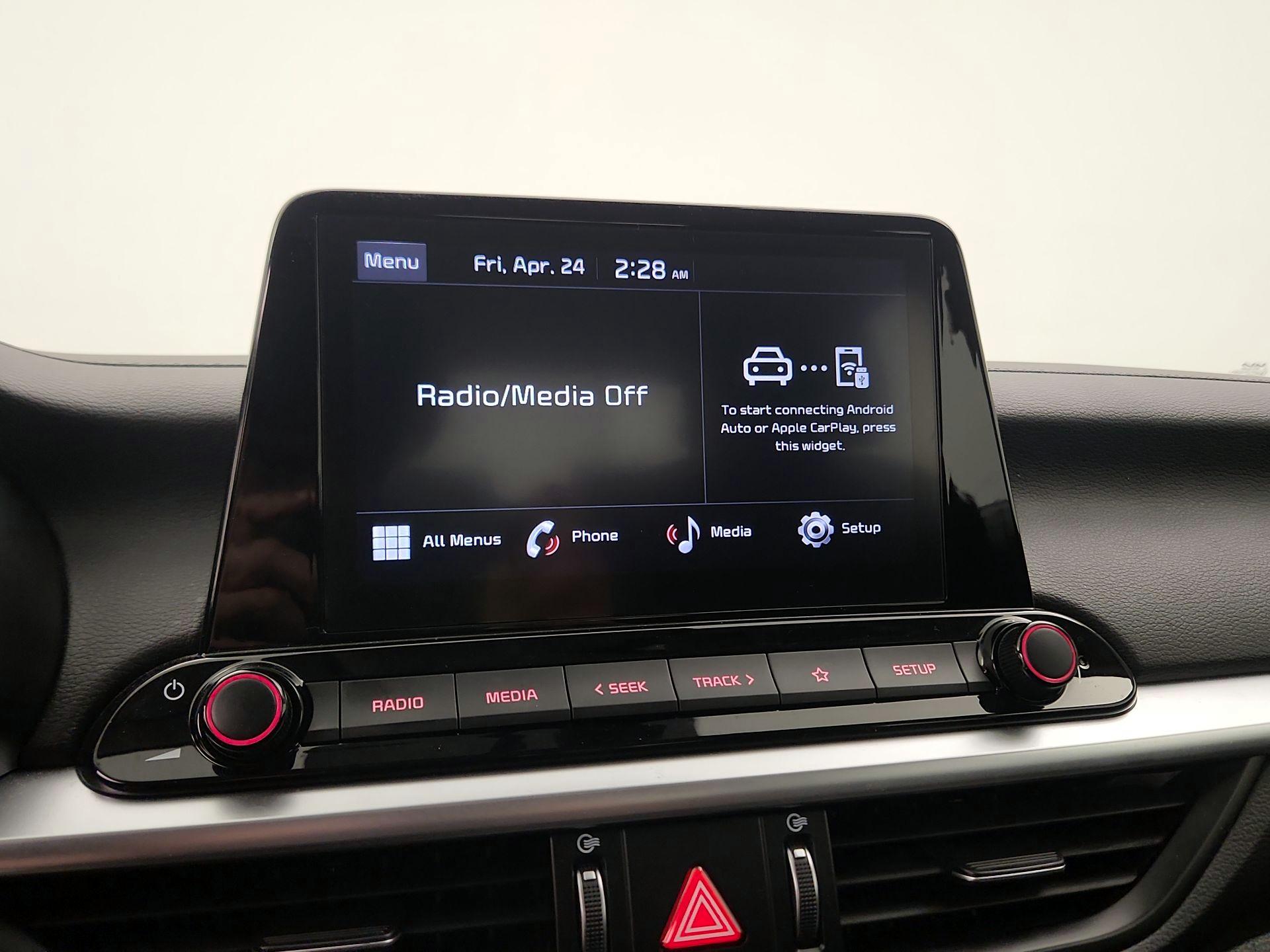 Thumbnail: 2022 Kia Forte - 15