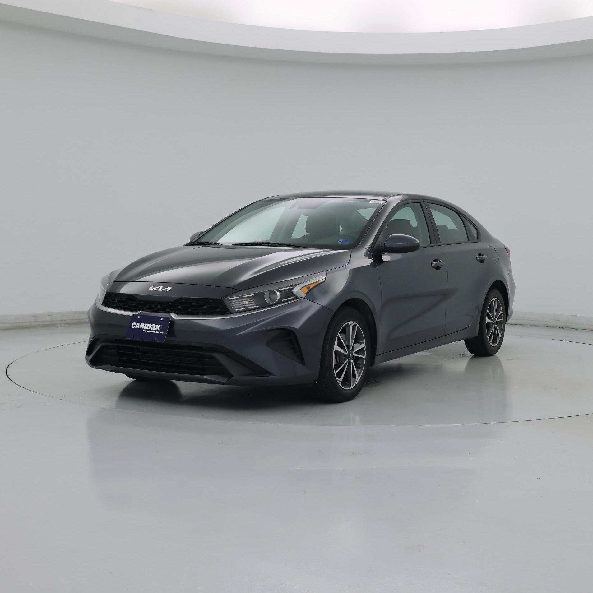Thumbnail: 2022 Kia Forte - 4