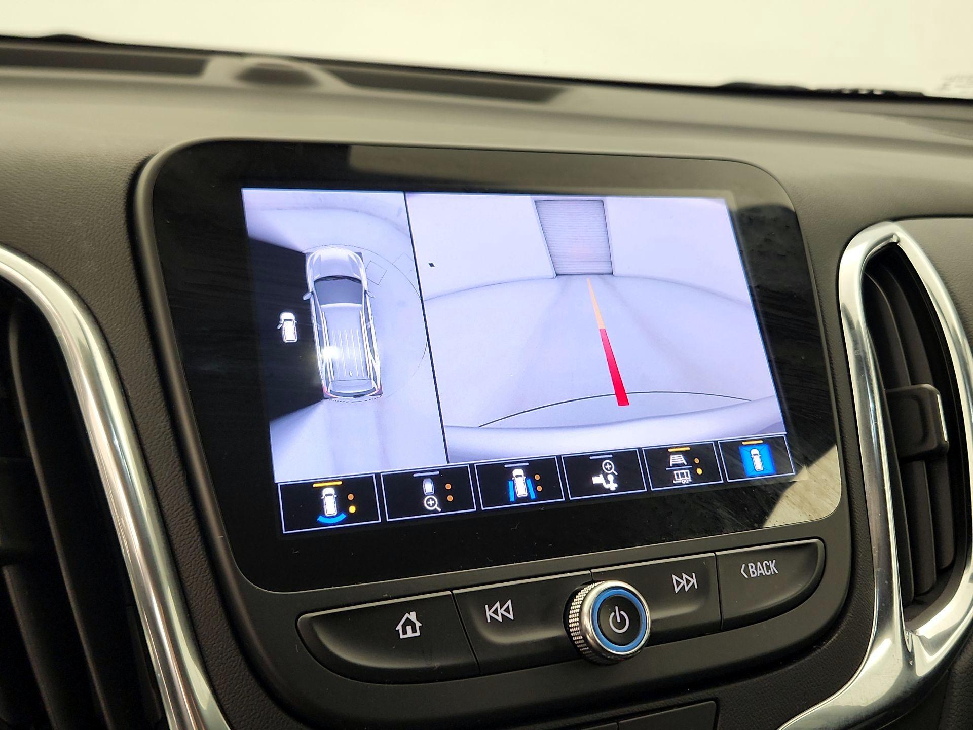 Thumbnail: 2022 Chevrolet Equinox - 14
