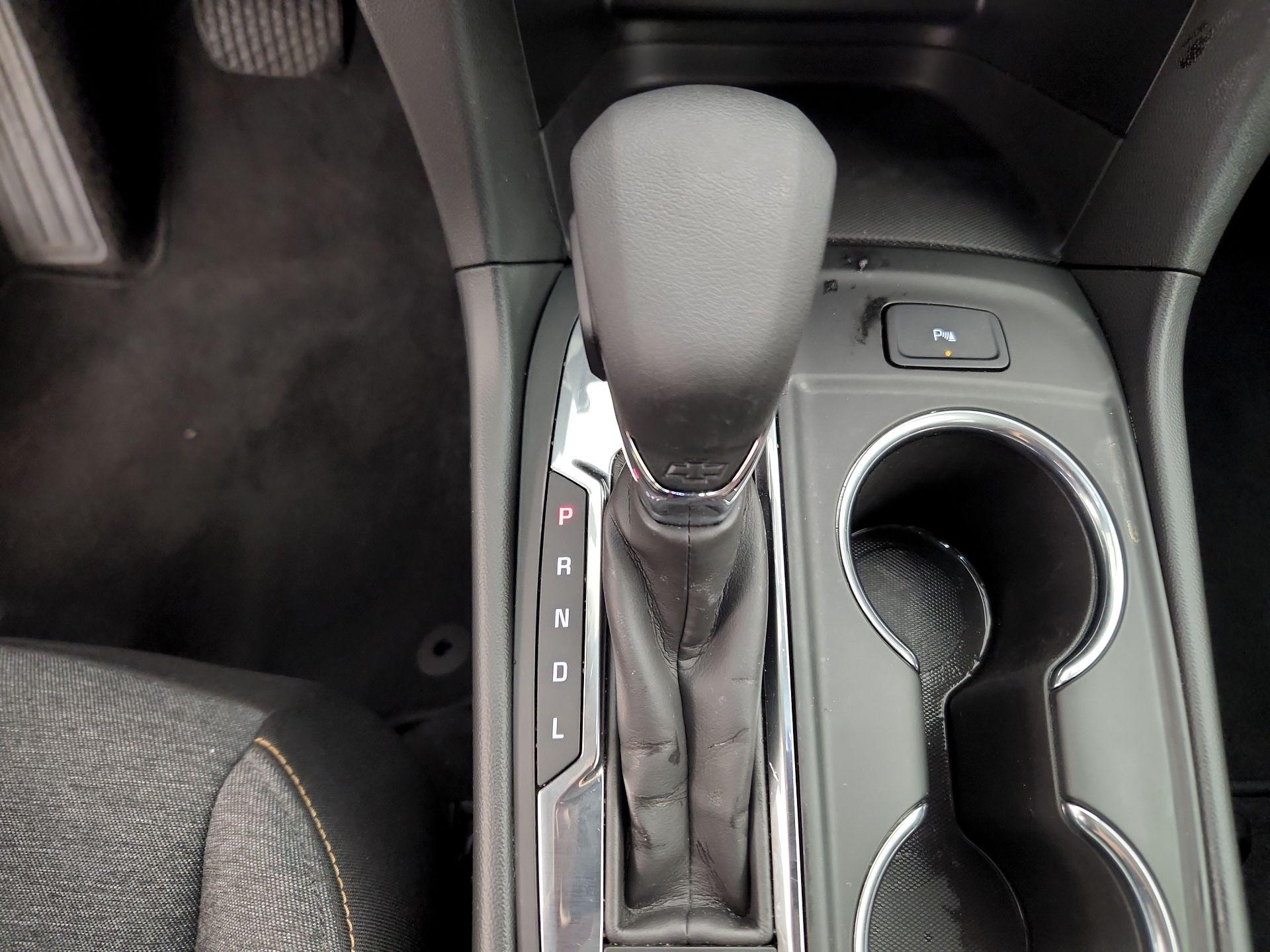 Thumbnail: 2022 Chevrolet Equinox - 17
