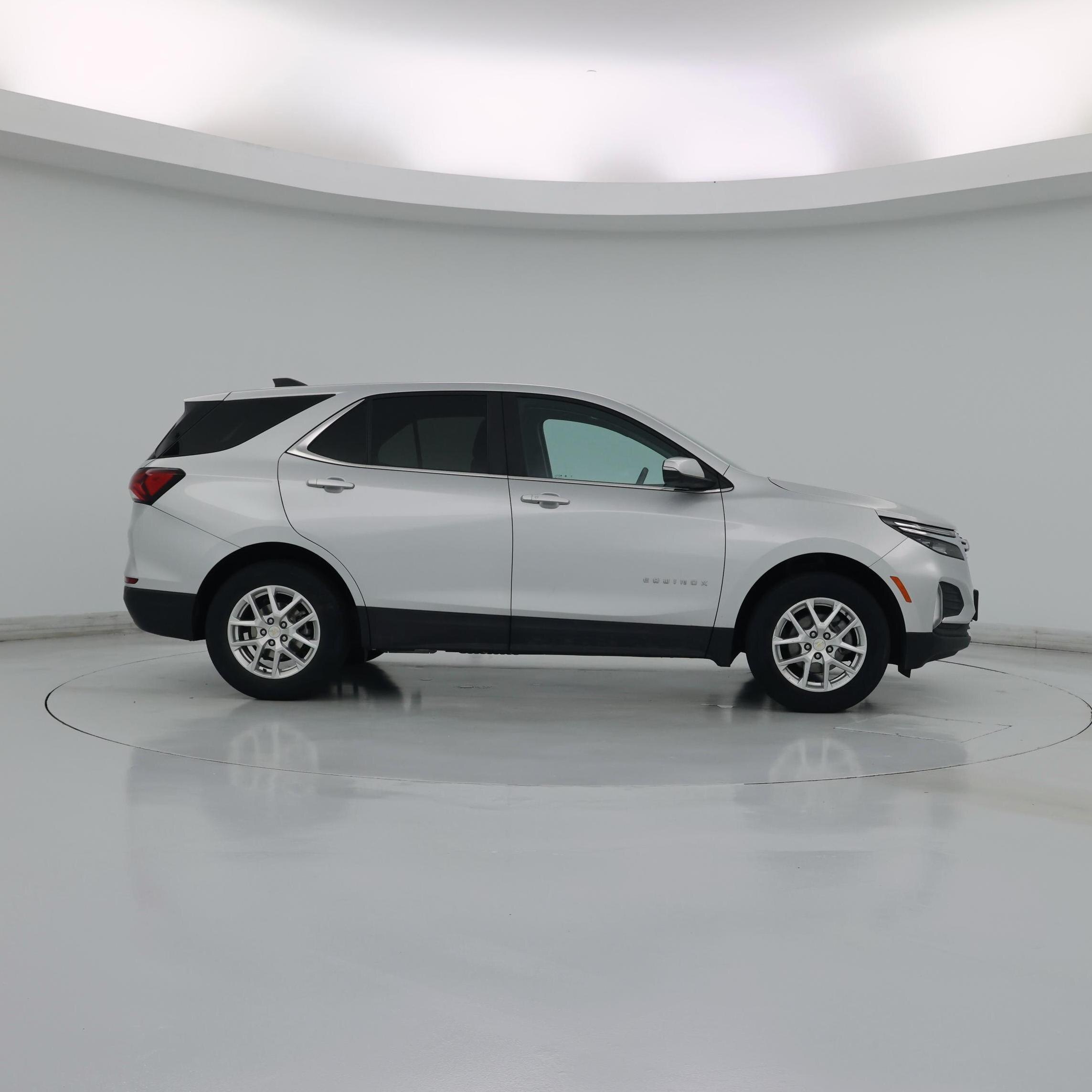 Thumbnail: 2022 Chevrolet Equinox - 7