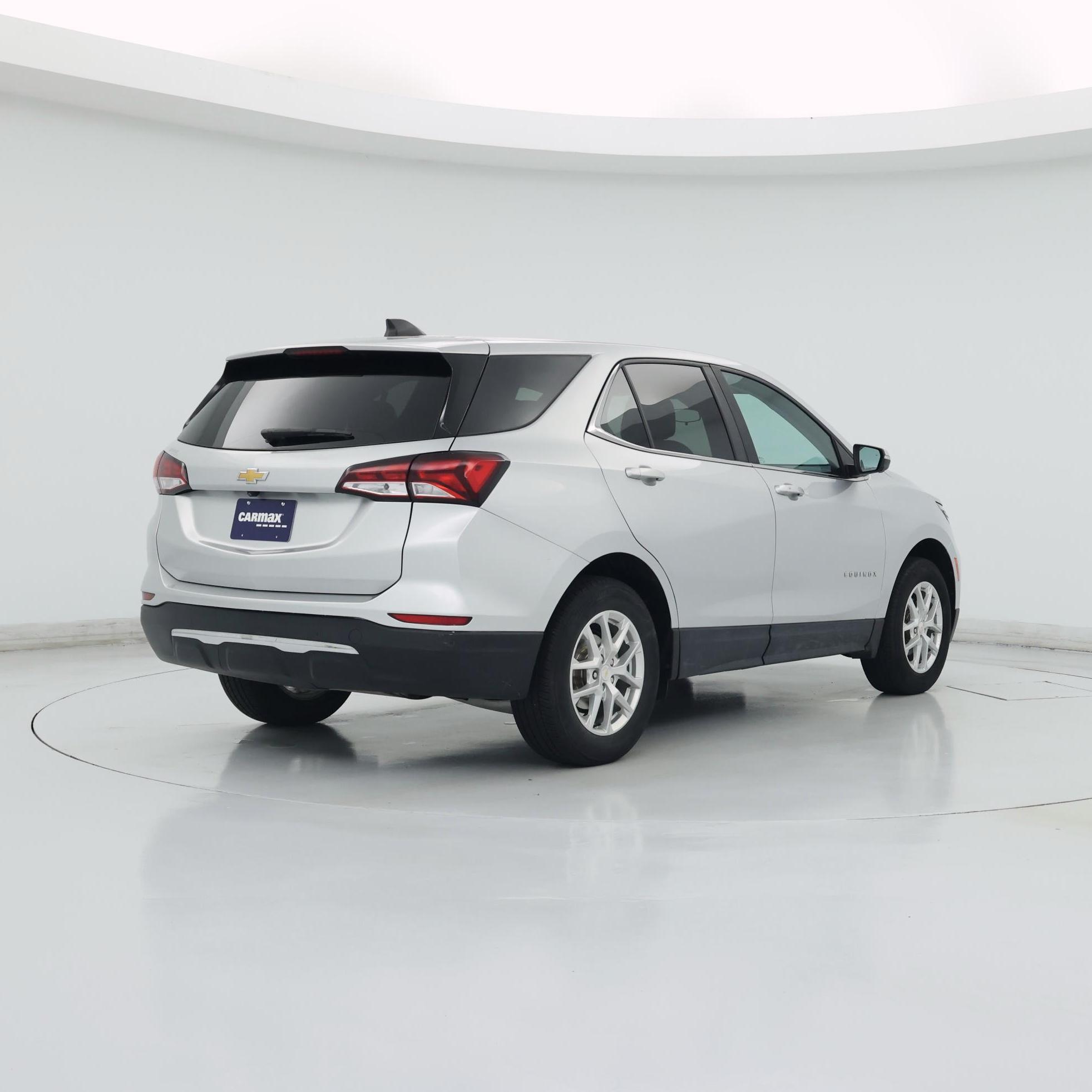 Thumbnail: 2022 Chevrolet Equinox - 8