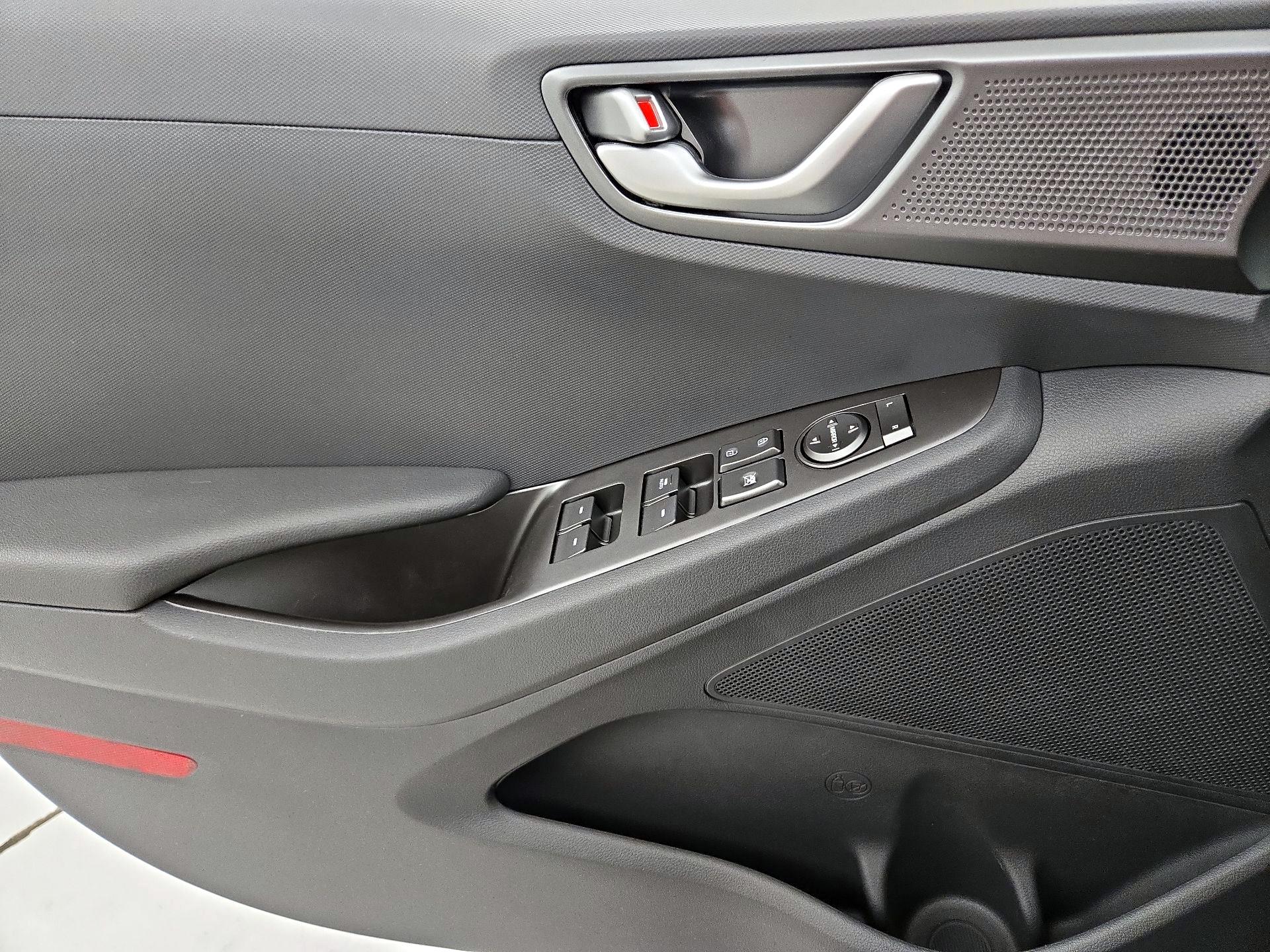 Thumbnail: 2020 Hyundai Ioniq - 12