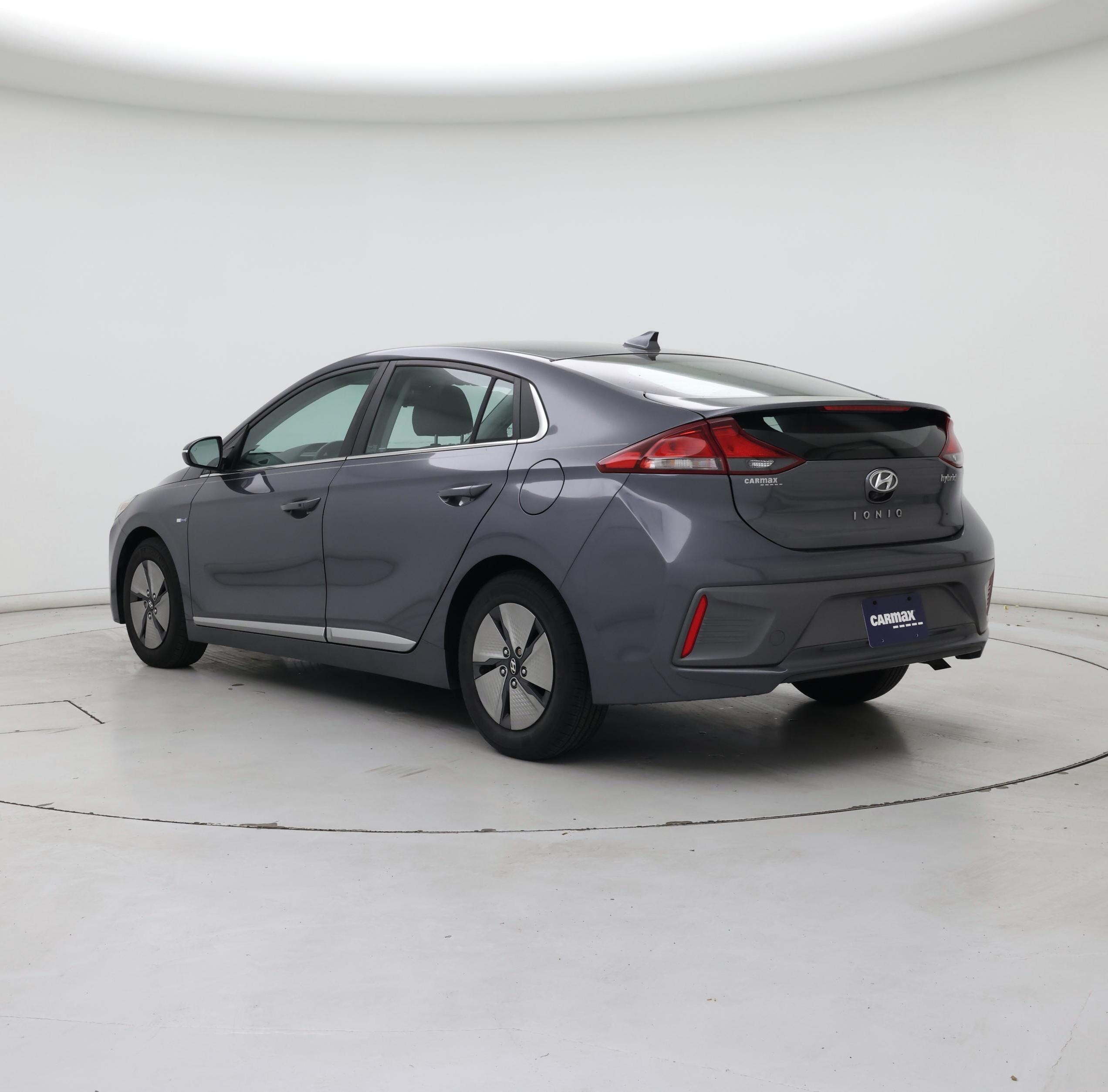 Thumbnail: 2020 Hyundai Ioniq - 2