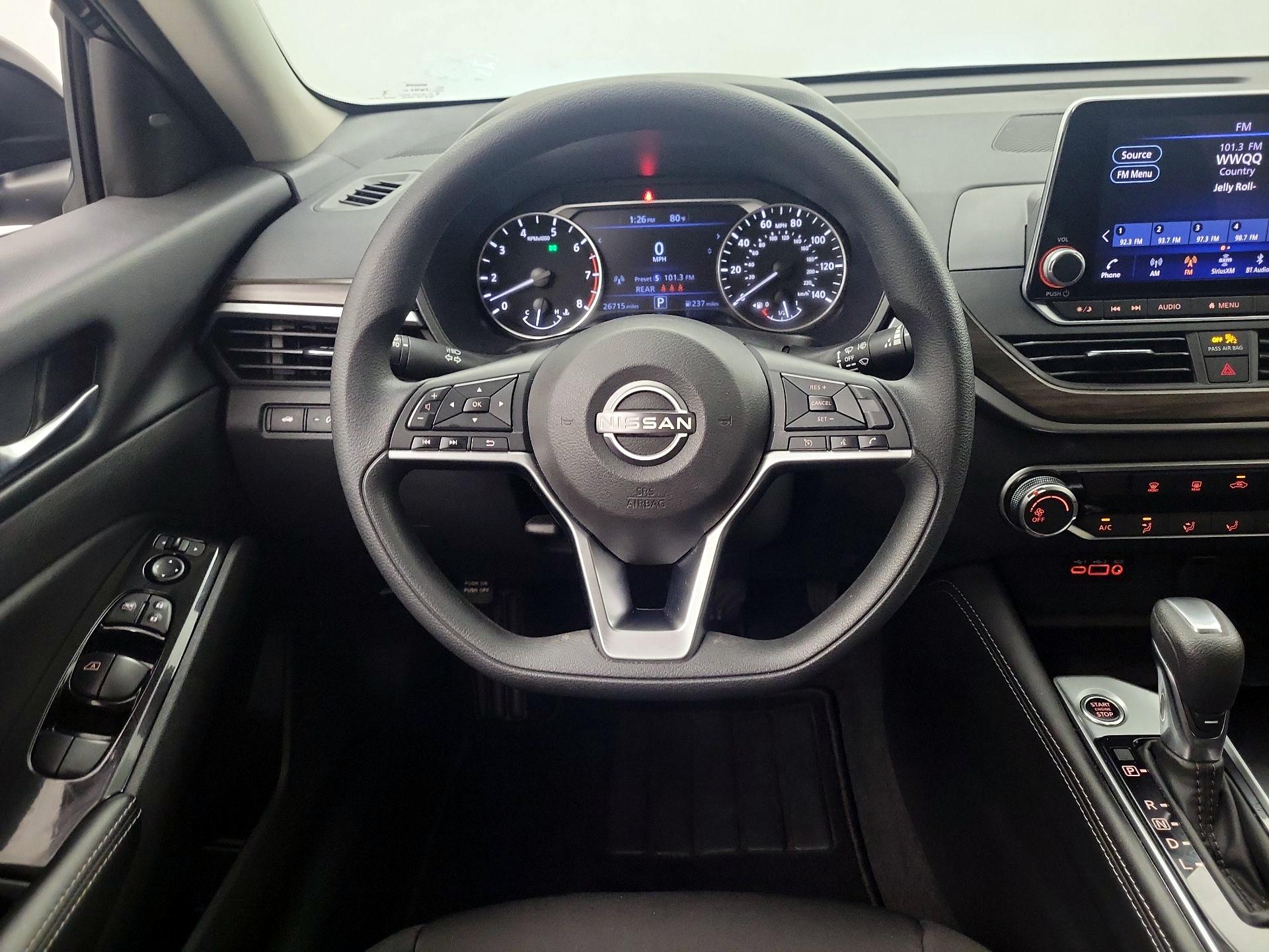 Thumbnail: 2023 Nissan Altima - 10