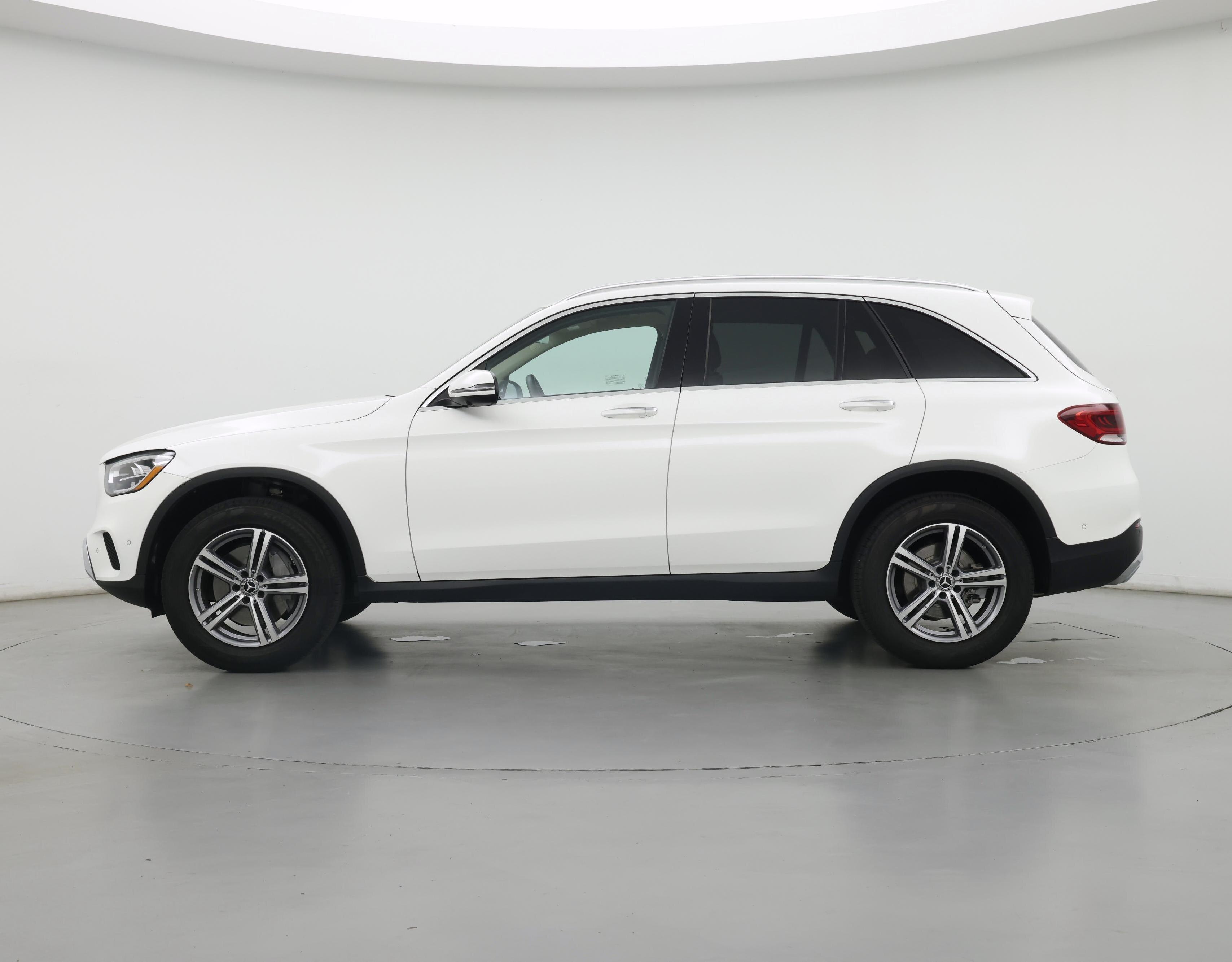 Thumbnail: 2022 Mercedes-Benz GLC - 3
