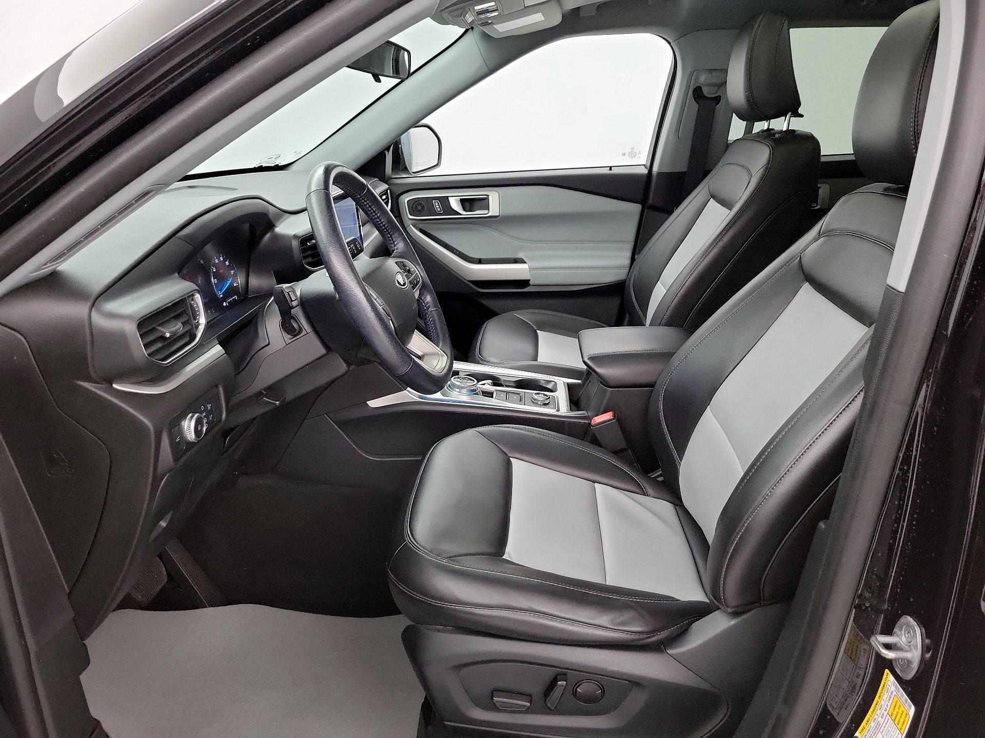 Thumbnail: 2022 Ford Explorer - 11