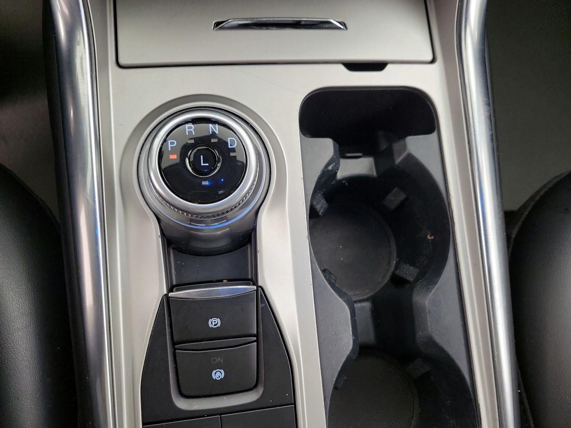 Thumbnail: 2022 Ford Explorer - 18