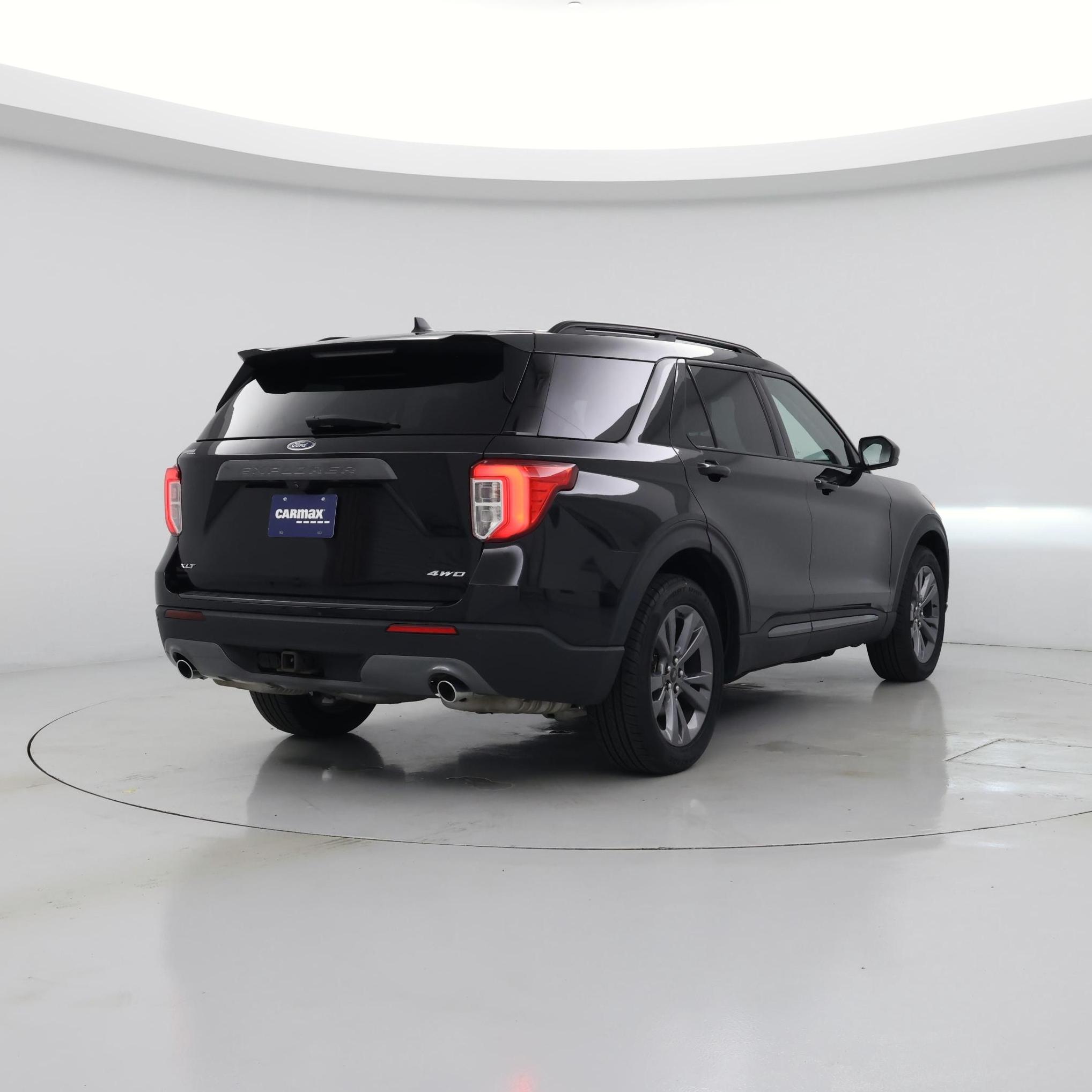 Thumbnail: 2022 Ford Explorer - 8