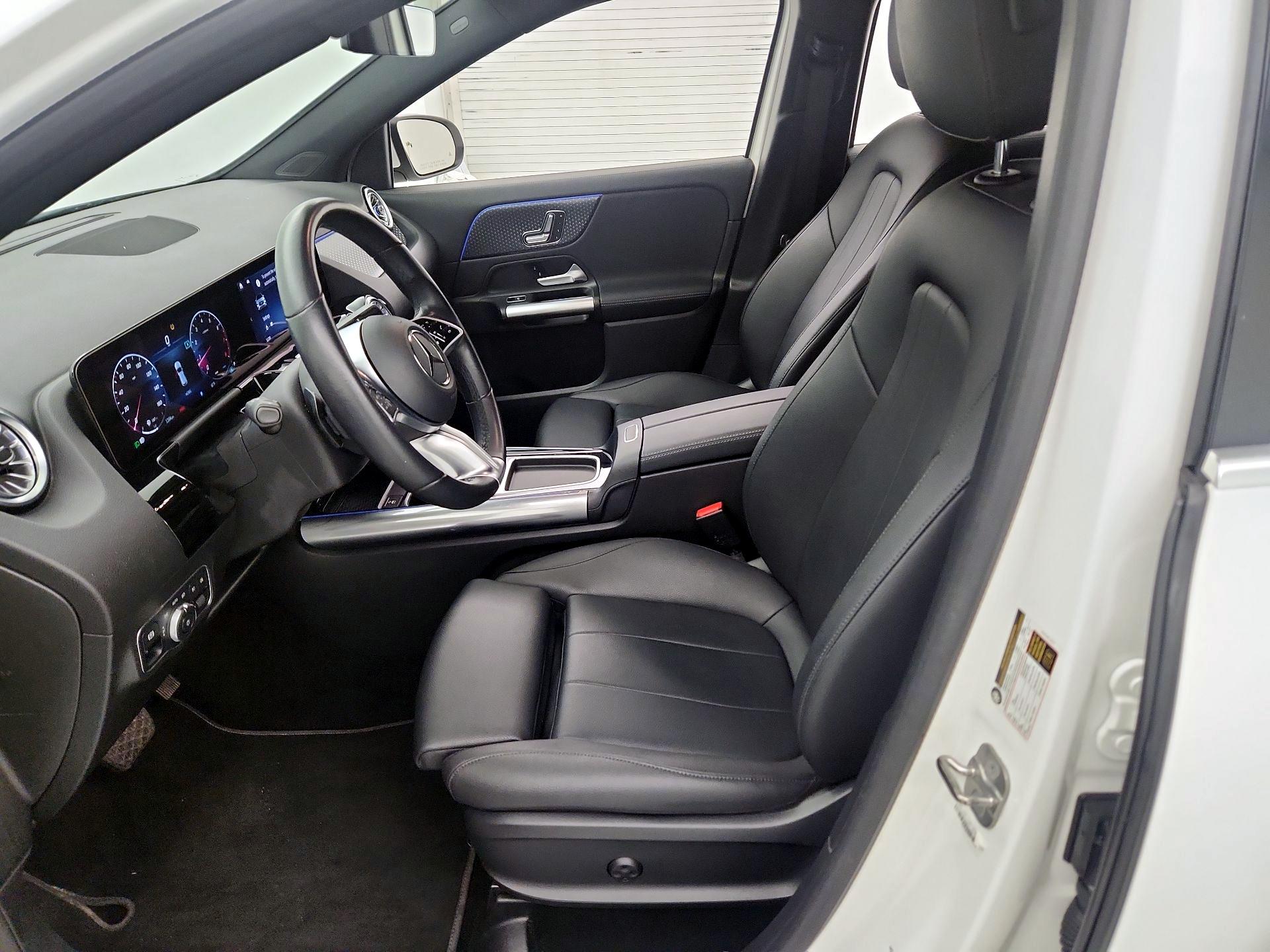 Thumbnail: 2025 Mercedes-Benz GLA - 11