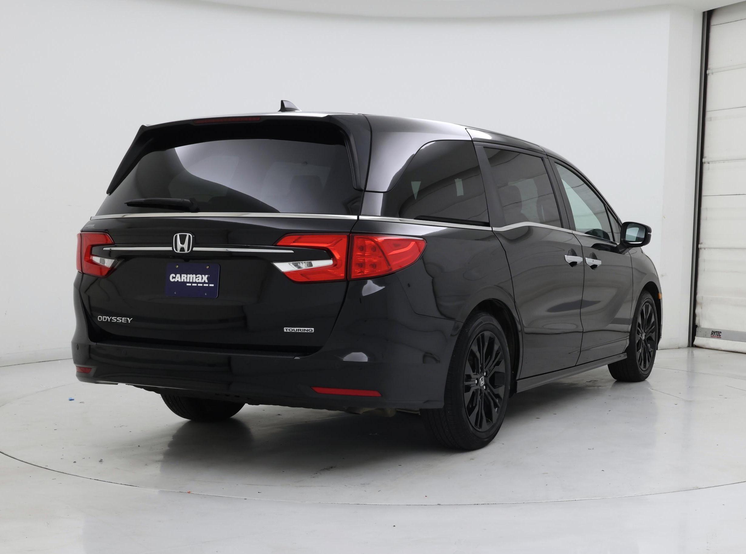 Thumbnail: 2023 Honda Odyssey - 8