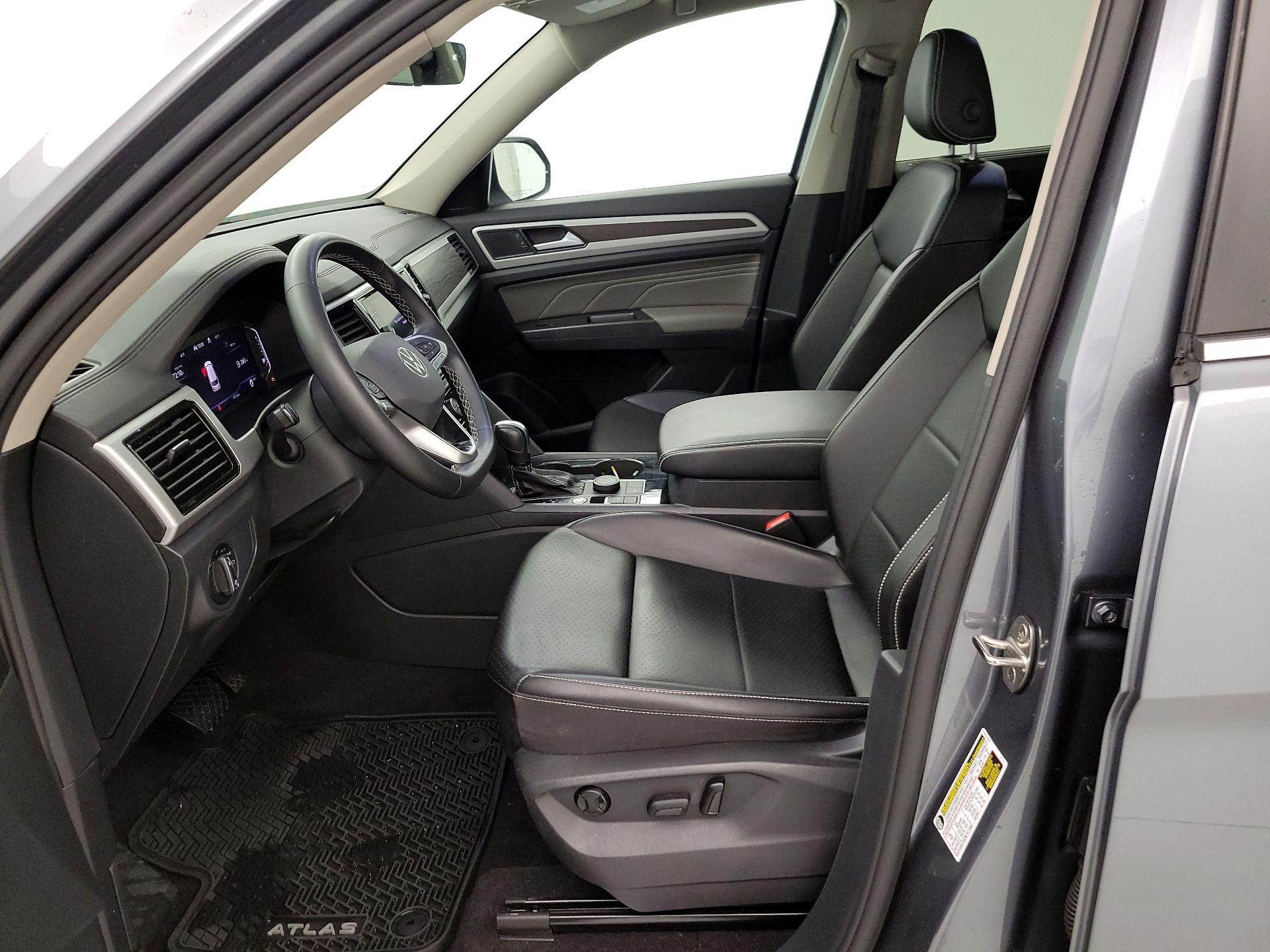 Thumbnail: 2022 Volkswagen Atlas - 11