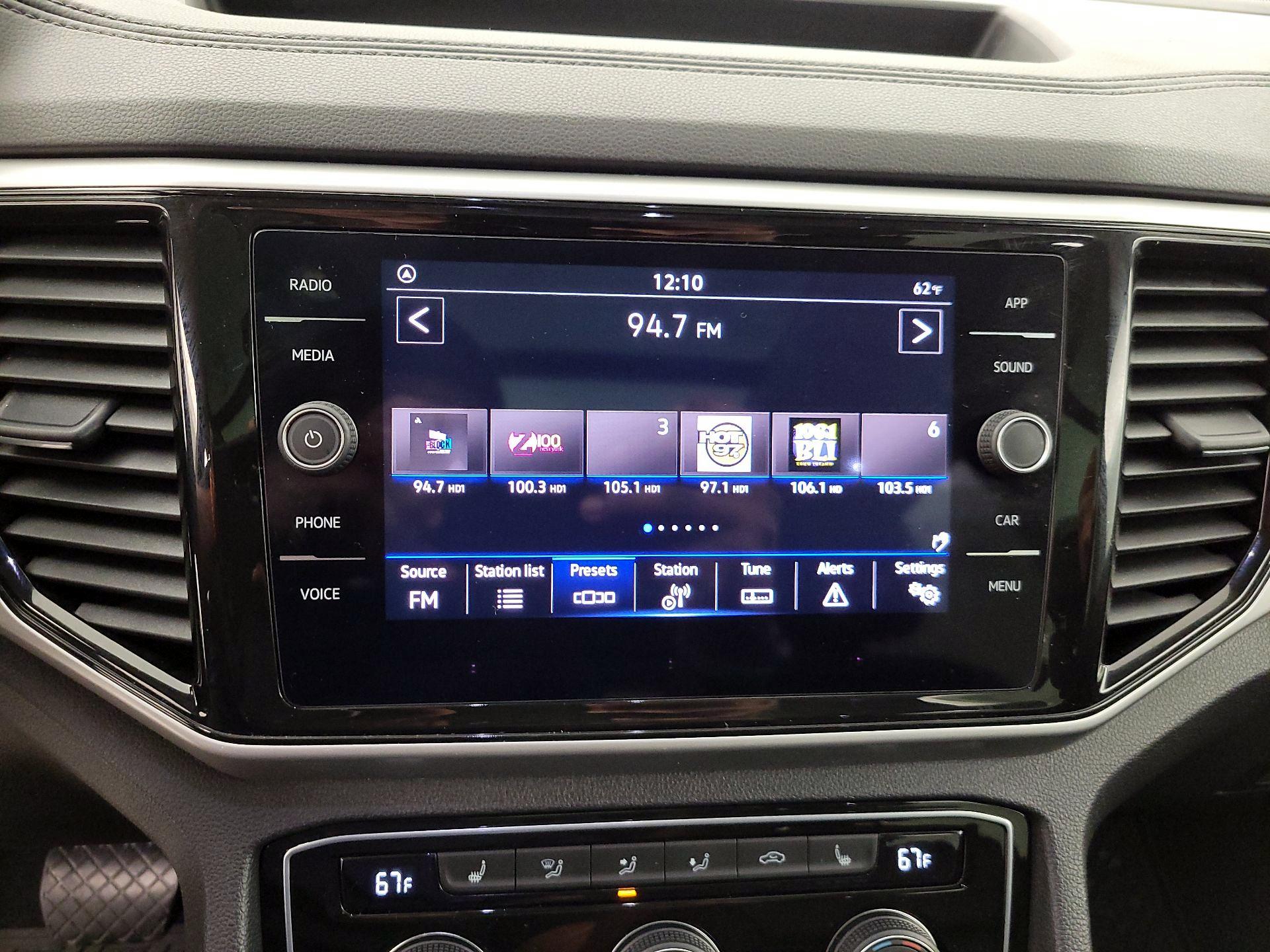 Thumbnail: 2022 Volkswagen Atlas - 15