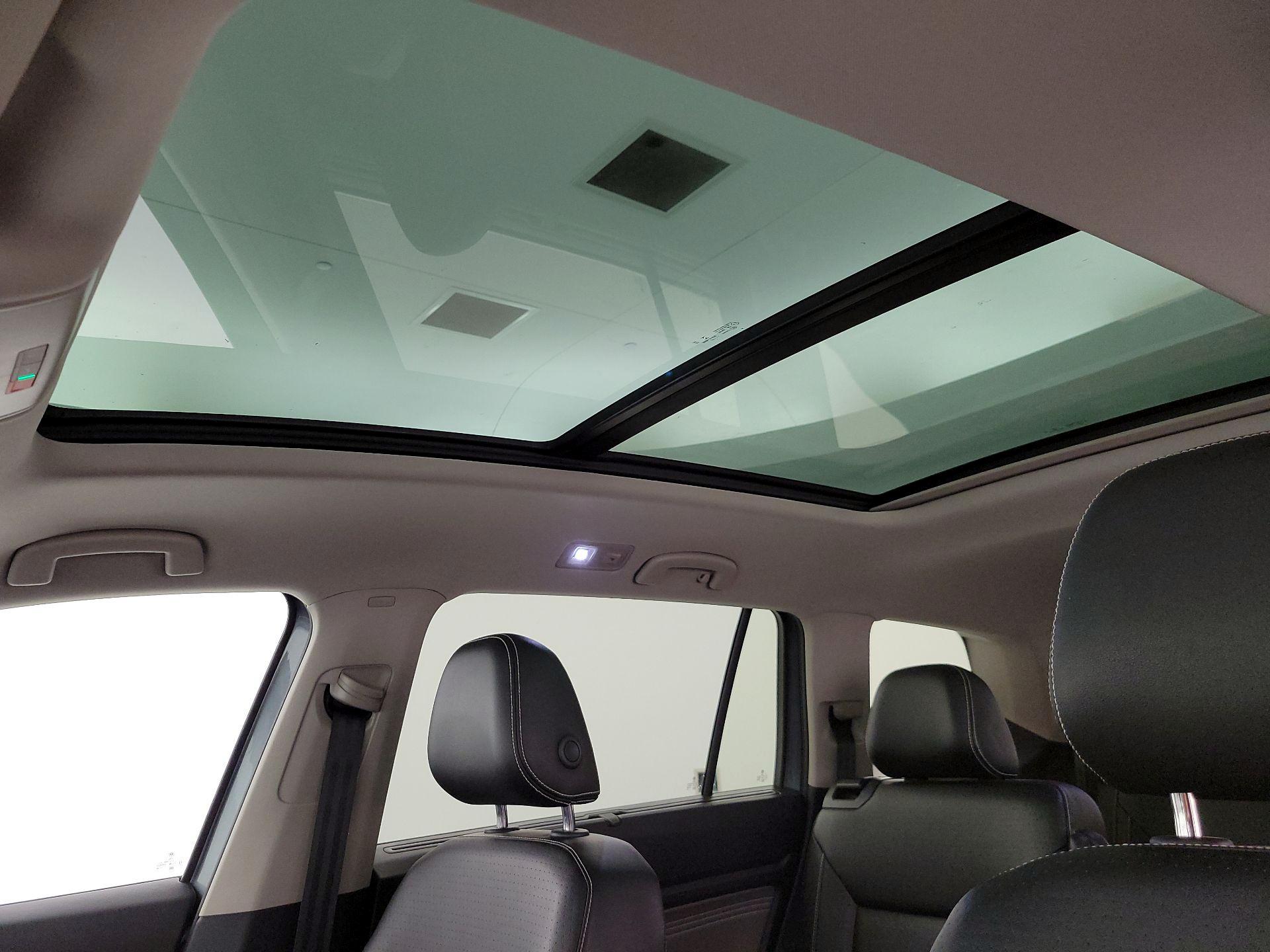 Thumbnail: 2022 Volkswagen Atlas - 19